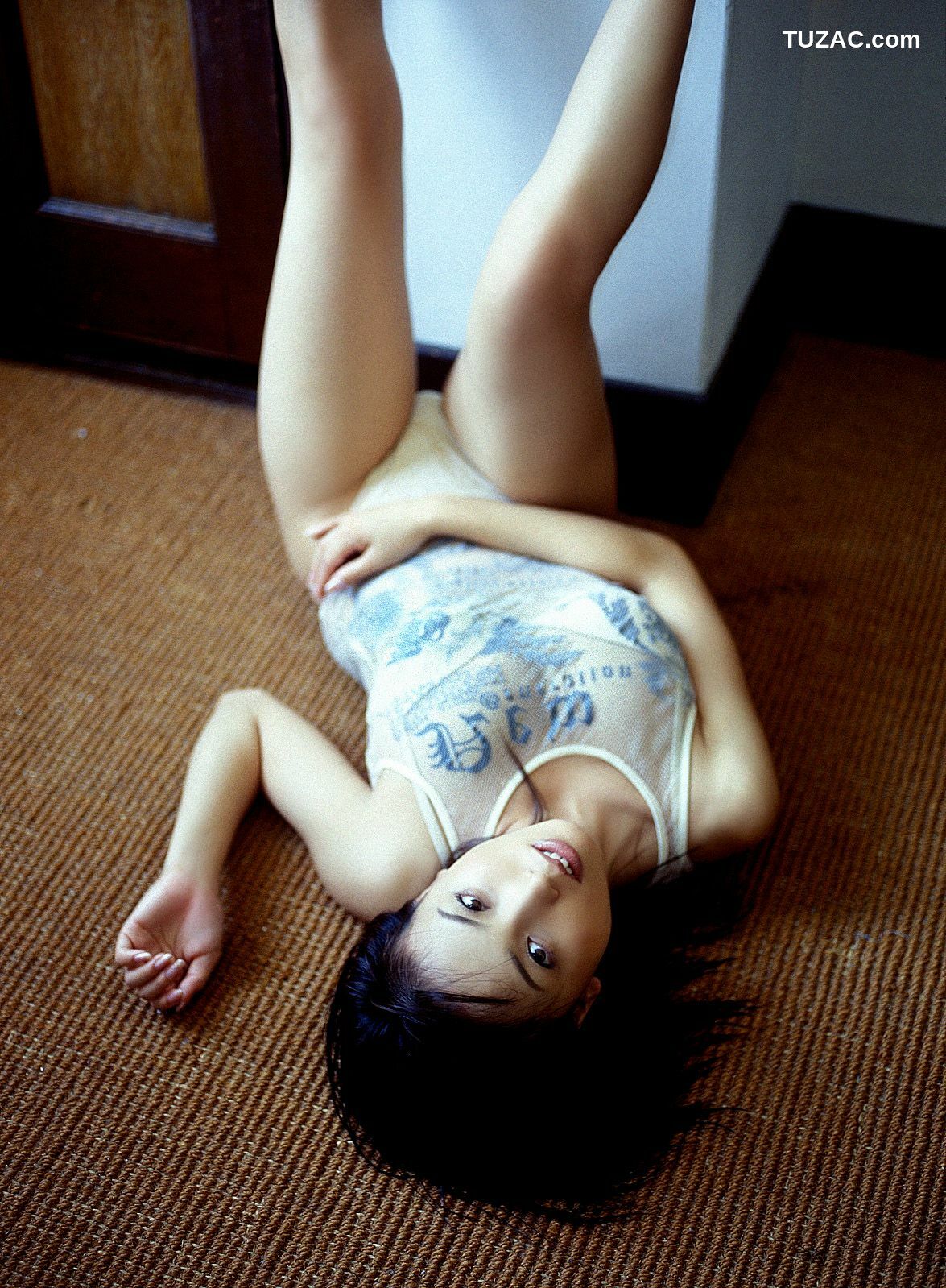 NS Eyes_ SF-No.211 Eri Kyokuyama 曲山英里/曲山えり 写真集[51P]