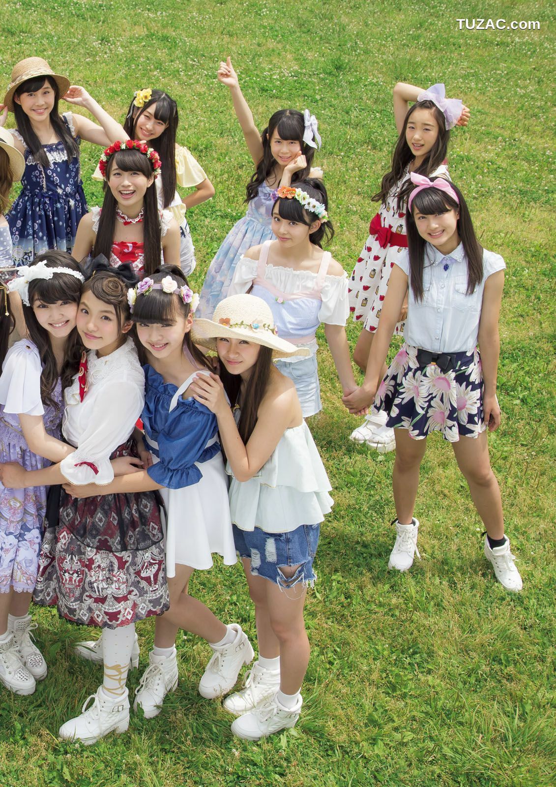 PB写真集_ ふわふわ 《ふわふわです》 写真集[102P]