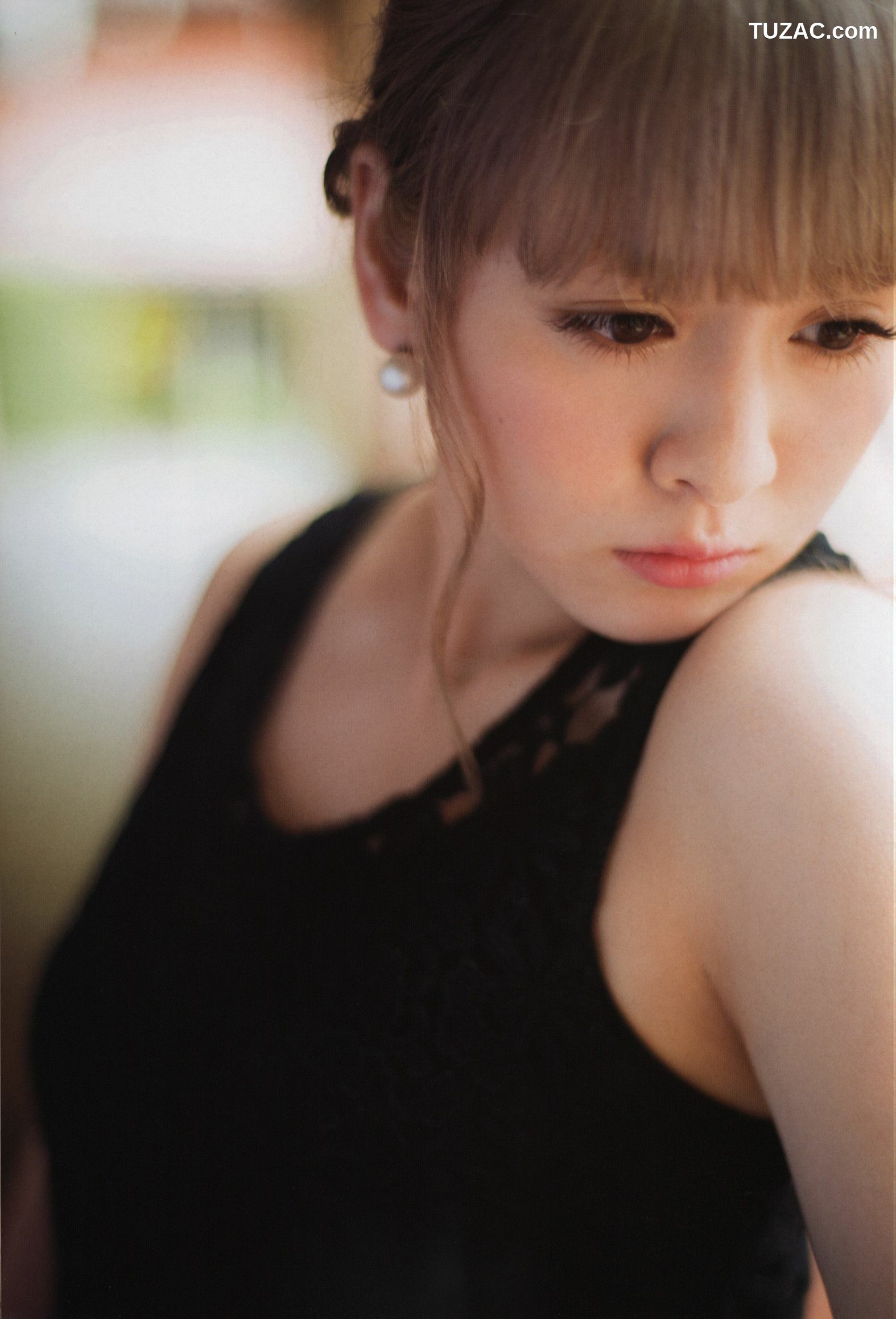 PB写真集_Alo Hello! Berryz 工房 Photobook 2013 [123P]