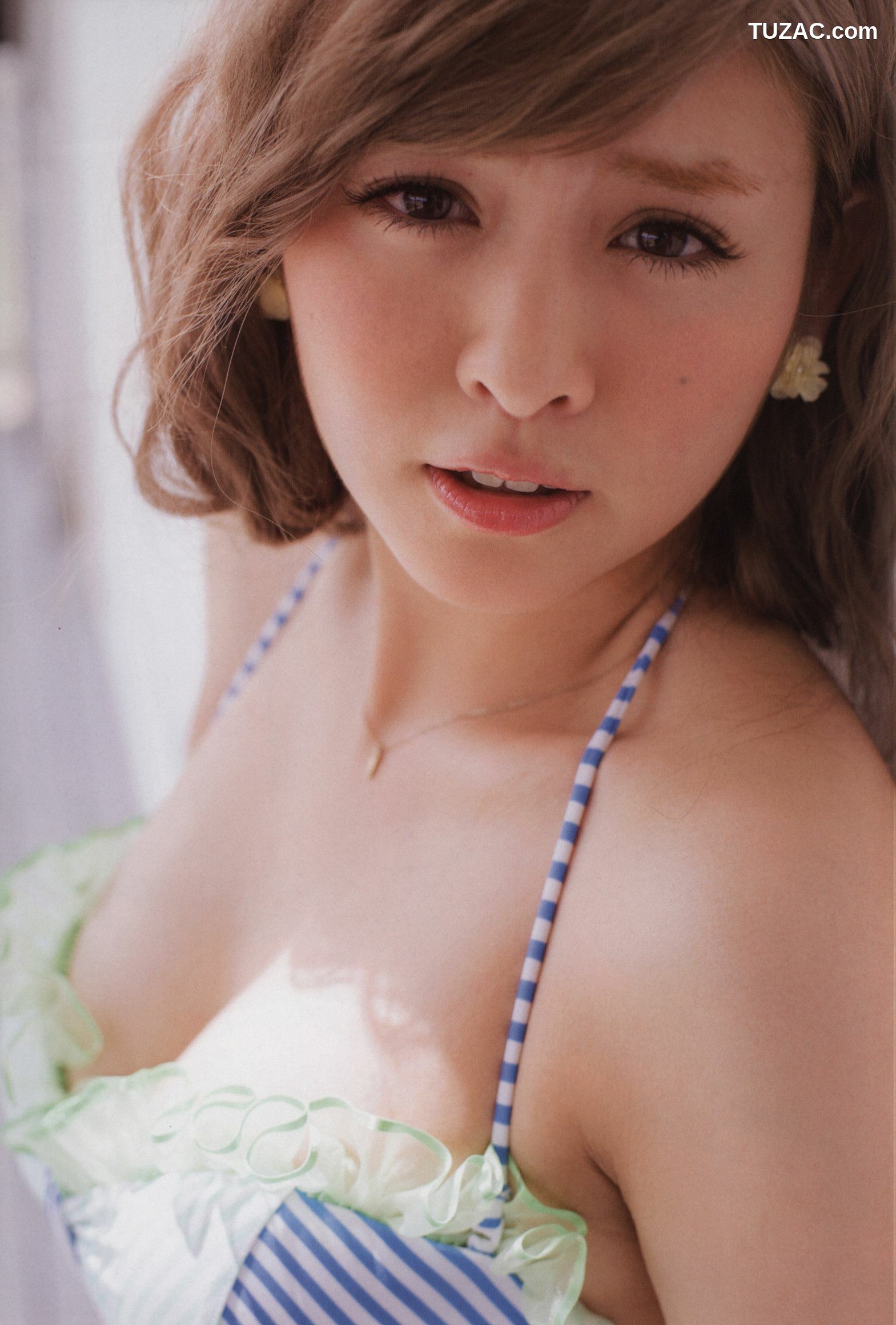 PB写真集_Alo Hello! Berryz 工房 Photobook 2013 [123P]
