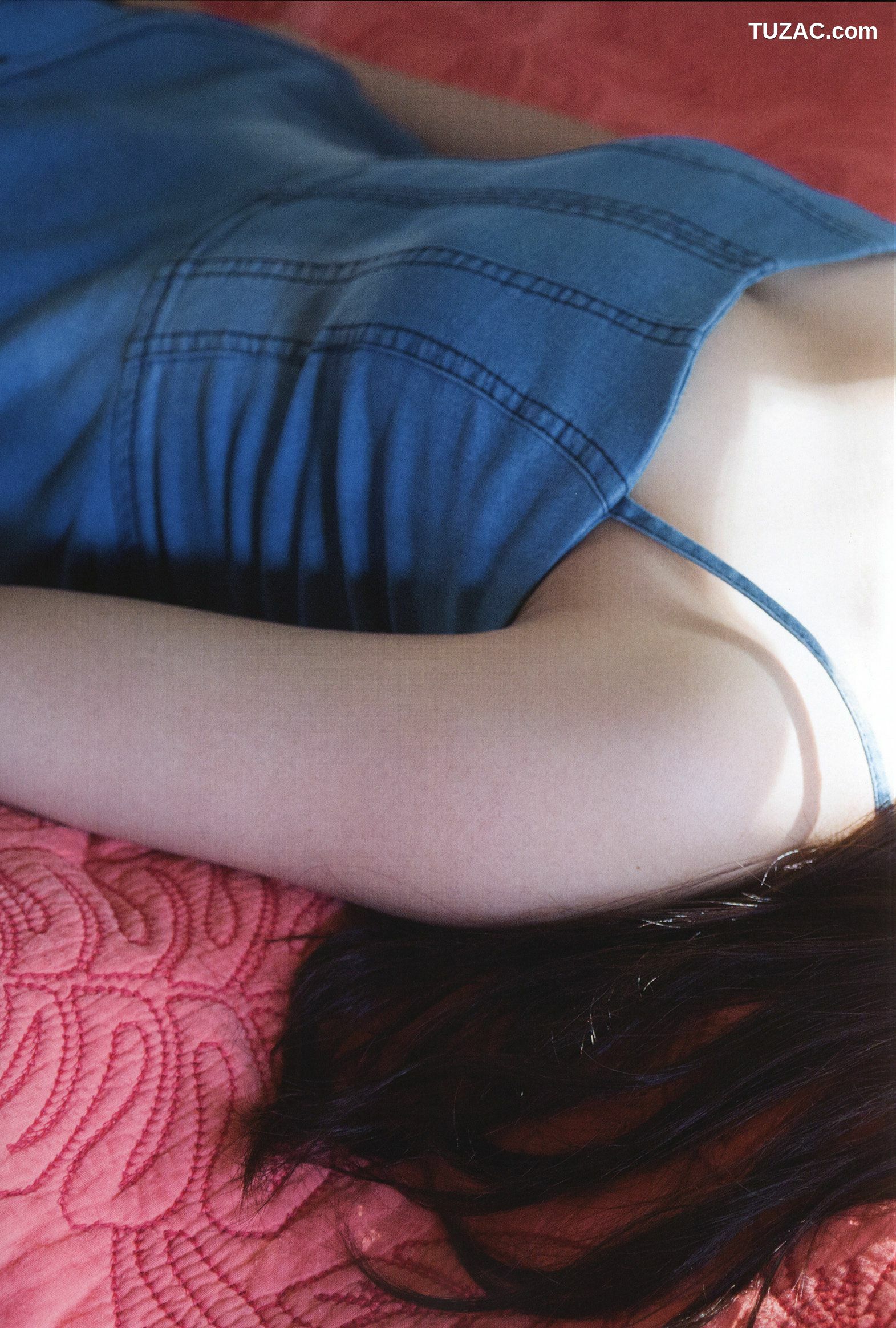PB写真集_Alo-Hello! ℃-ute Photobook 2014 [120P]