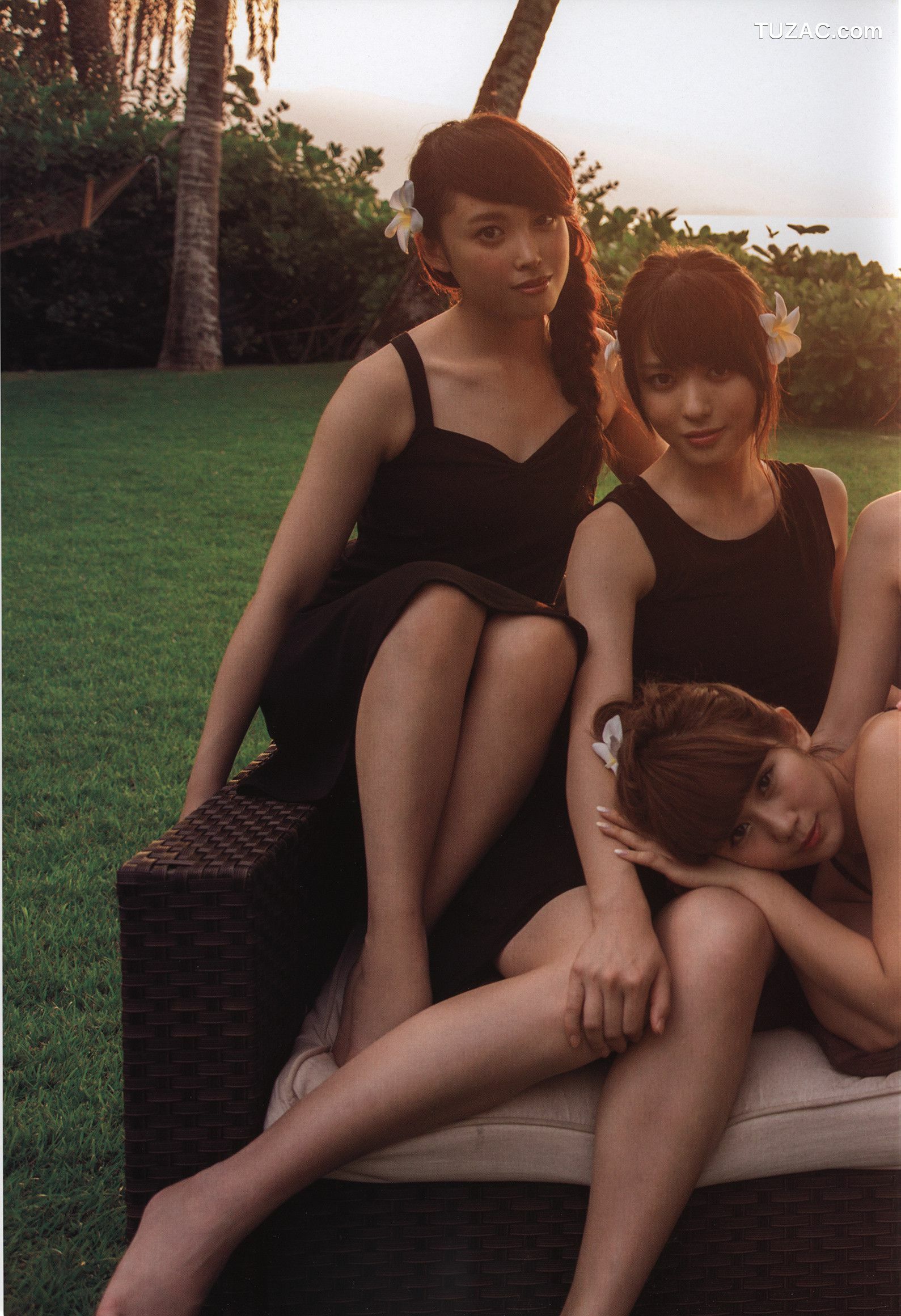 PB写真集_Alo-Hello! ℃-ute Photobook 2014 [120P]