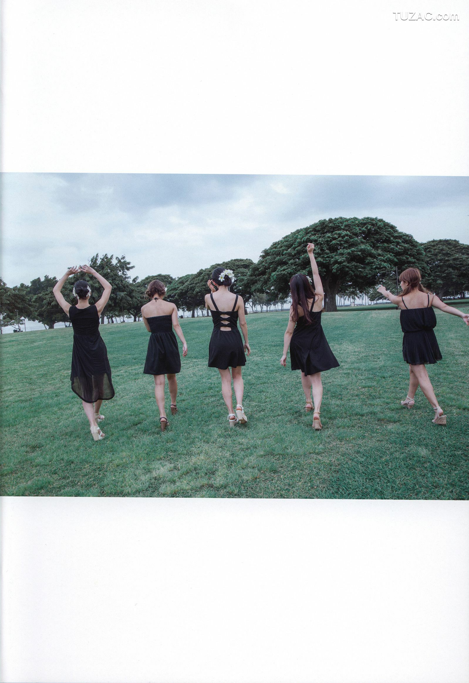 PB写真集_Alo-Hello! ℃-ute Photobook 2014 [120P]