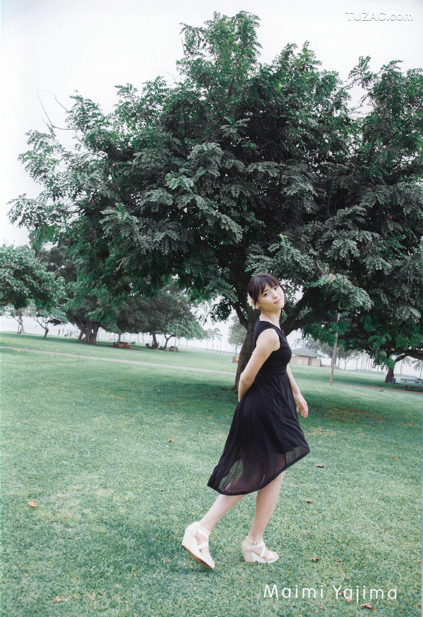 PB写真集_Alo-Hello! ℃-ute Photobook 2014 [120P]