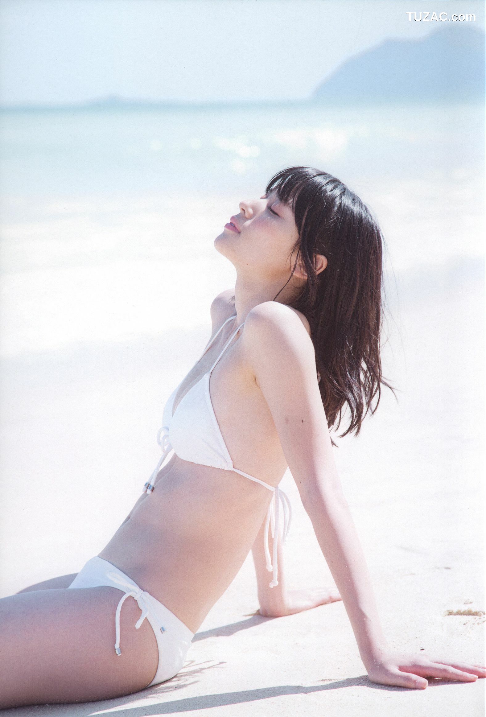 PB写真集_Alo-Hello! ℃-ute Photobook 2014 [120P]