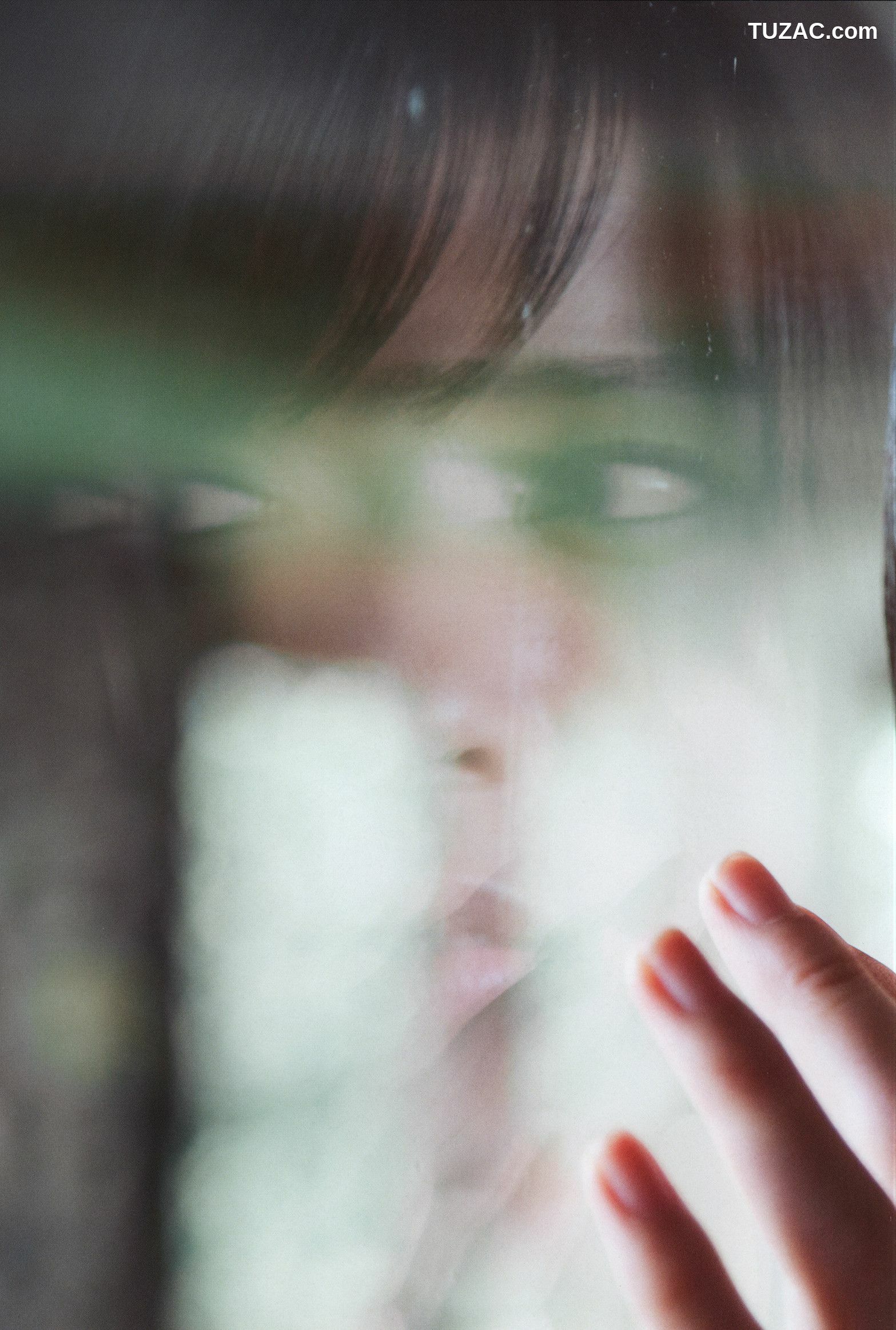PB写真集_Alo-Hello! ℃-ute Photobook 2014 [120P]