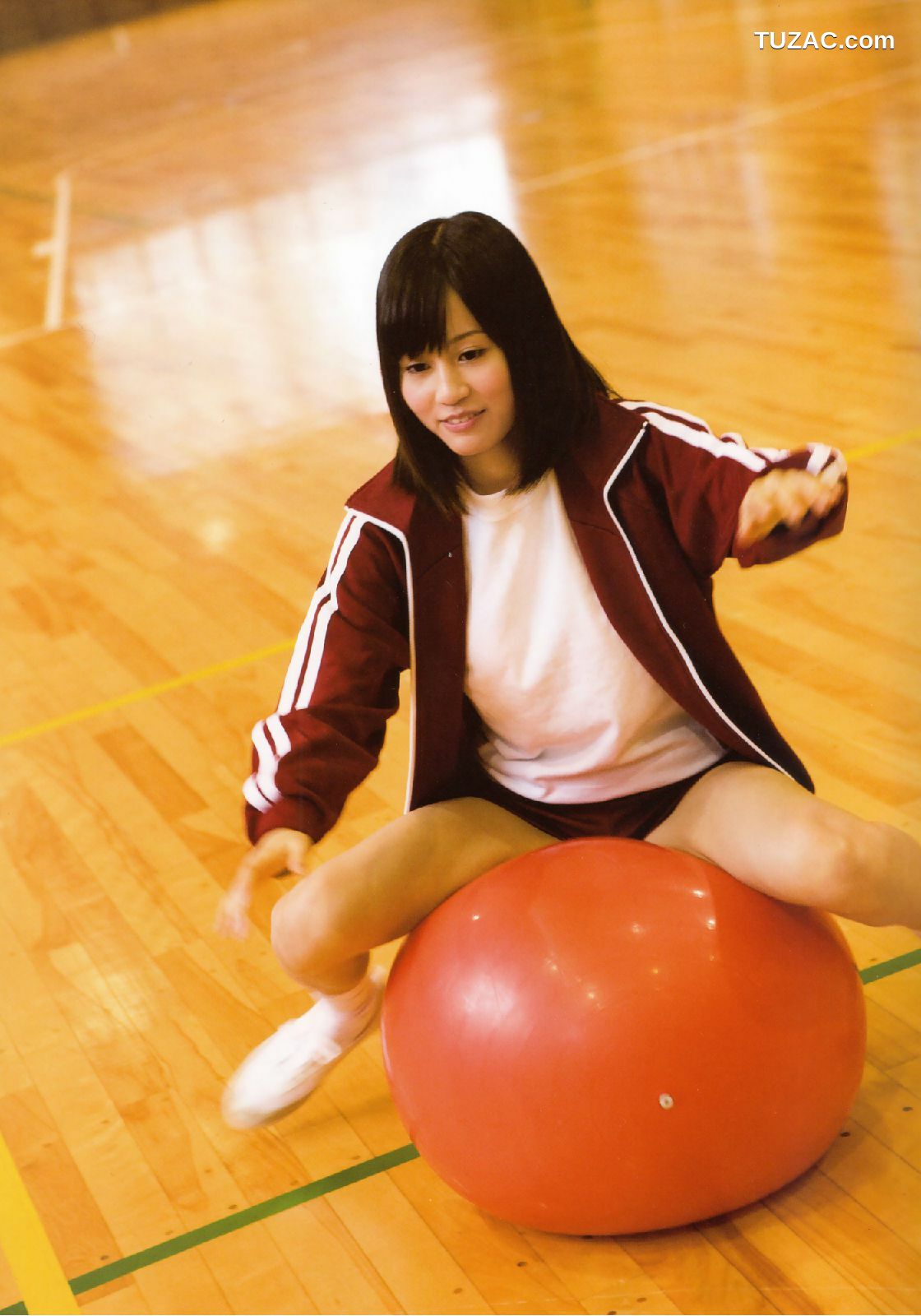 PB写真集_Atsuko Maeda 前田敦子 《In-Tokyo》[82P]
