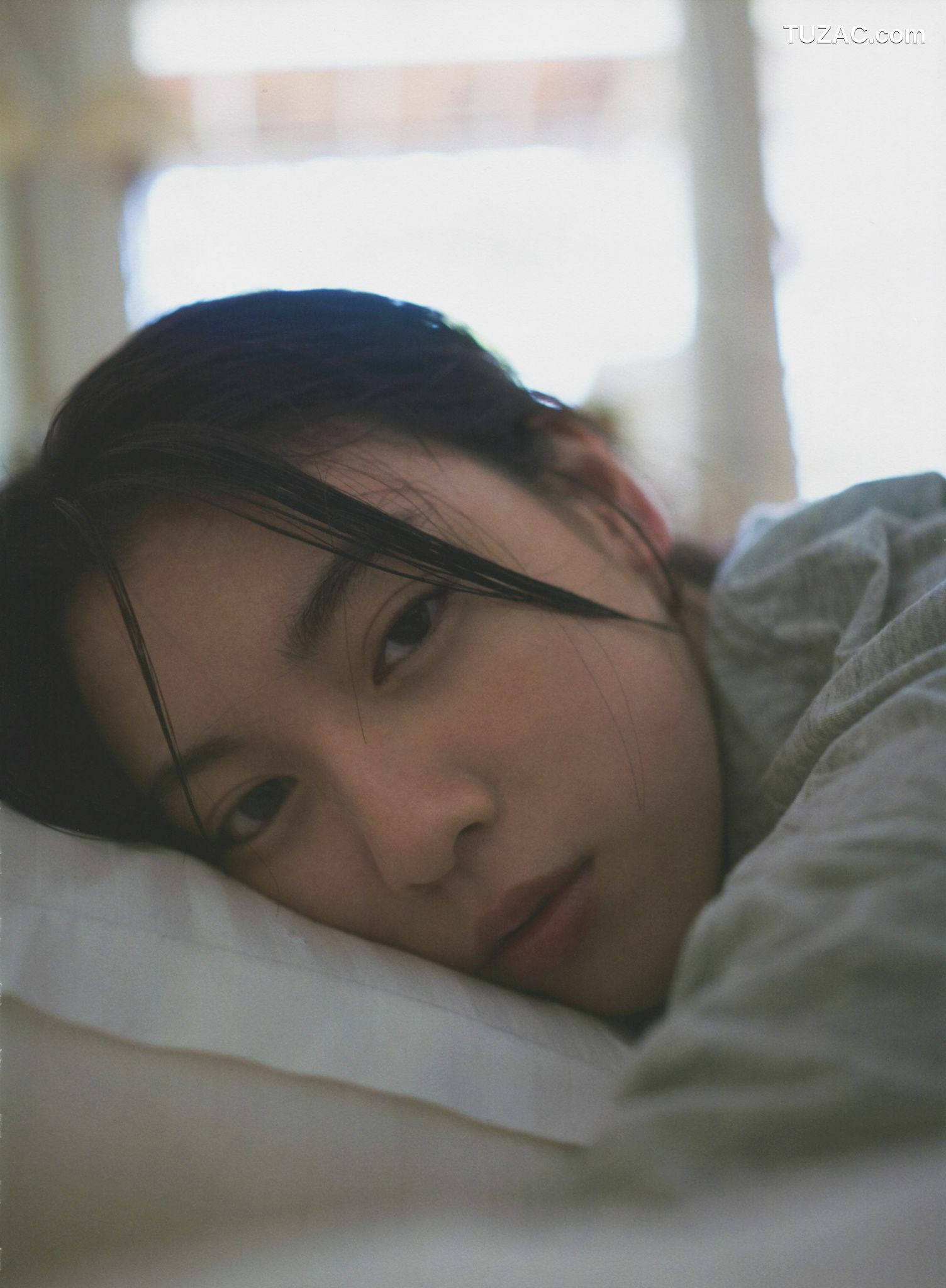 PB写真集_Ayaka Miyoshi 三吉彩花 《わたし》[135P]