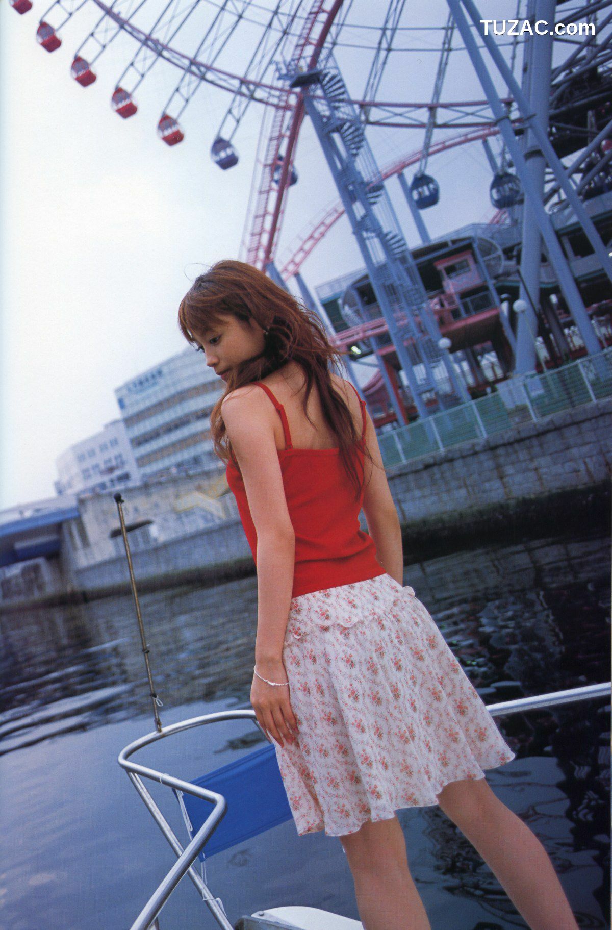 PB写真集_Takahashi Ai 高橋愛 《ai》 写真集[142P]