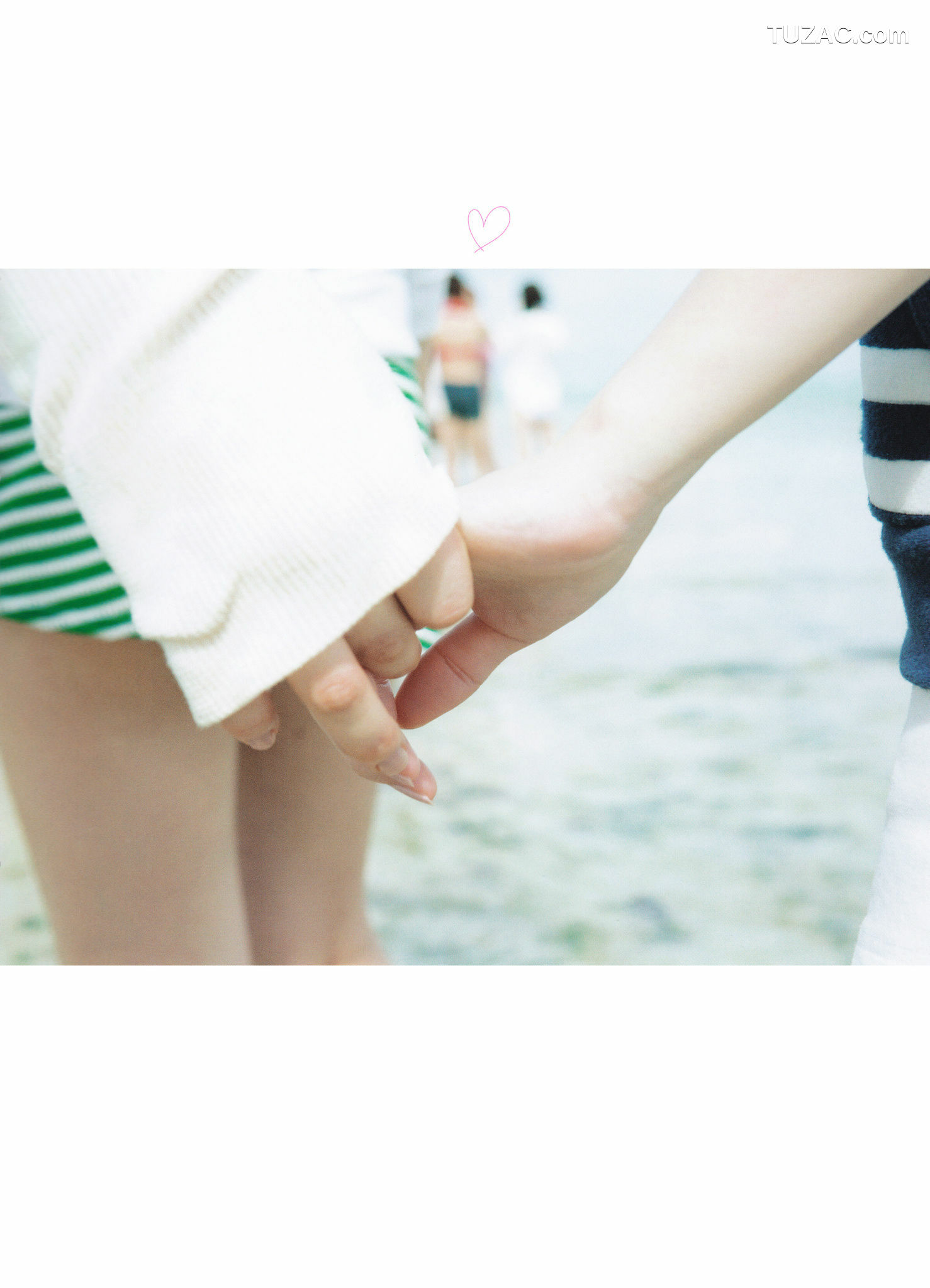 PB写真集_乃木坂46《极品正统清纯少女组合》 写真集[118P]