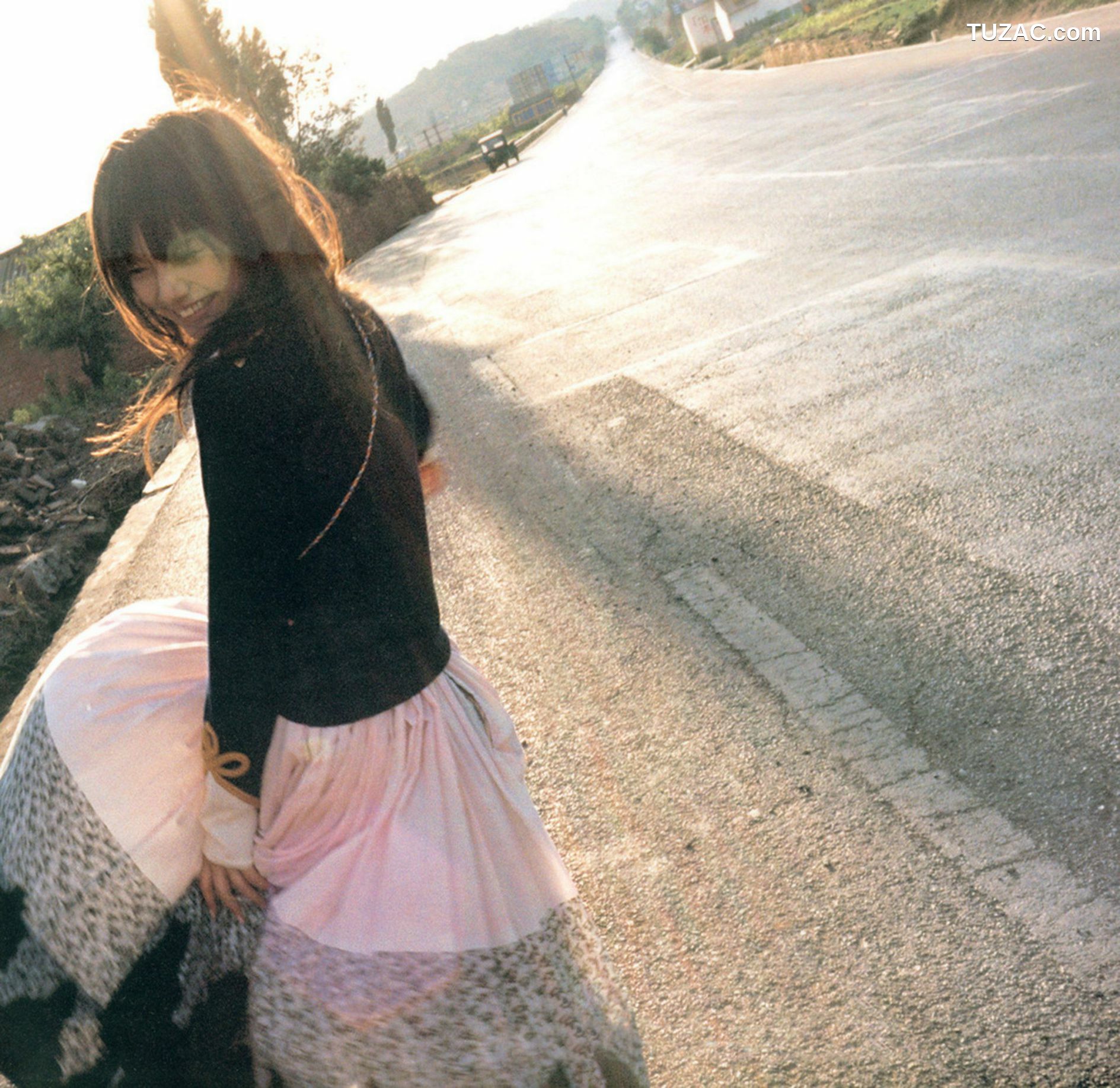 PB写真集_宮崎あおい/宫崎葵 《20TH ANNIVERSARY 「光」》[84P]