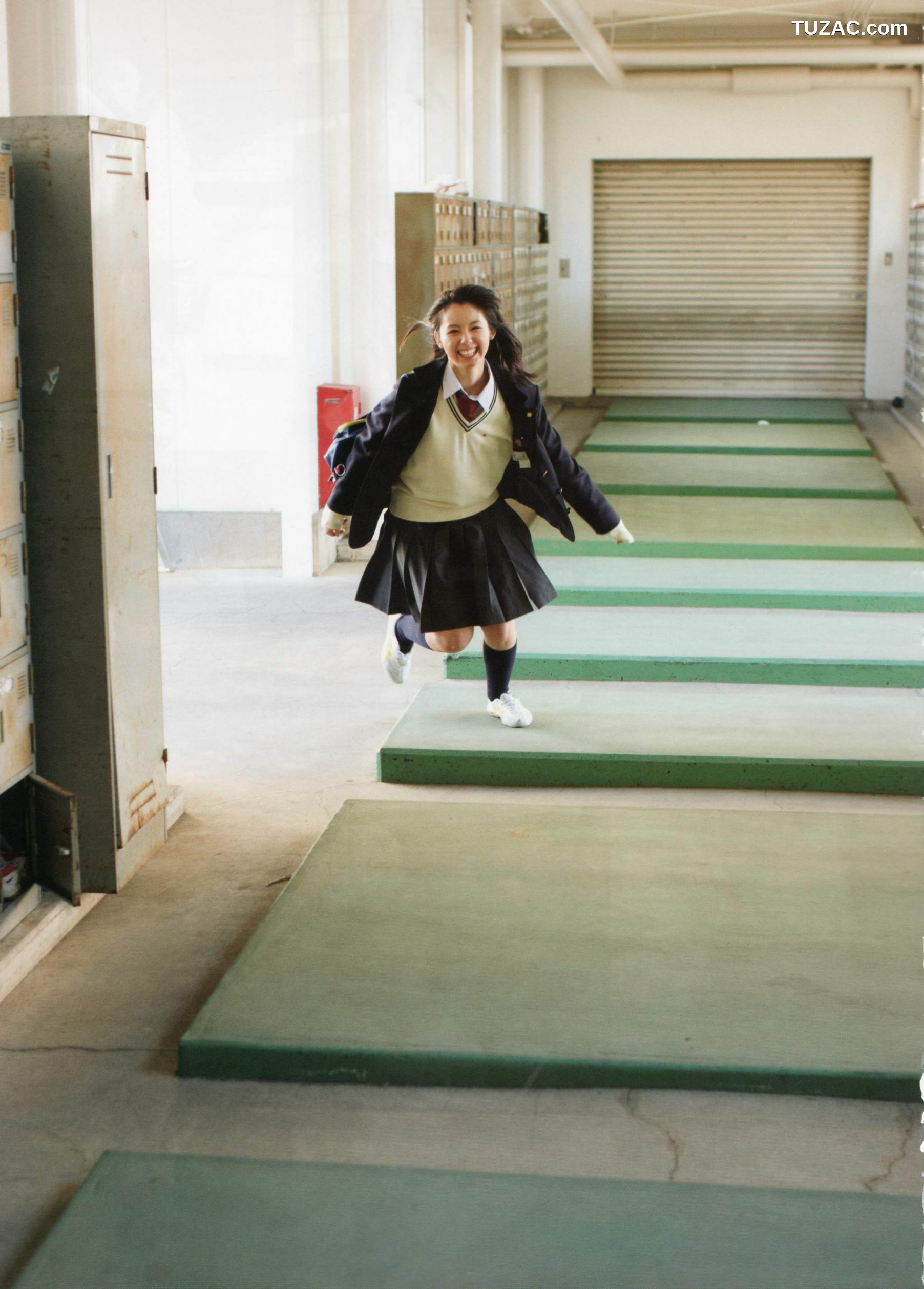 PB写真集_小池里奈 《Graduation》 [98P]