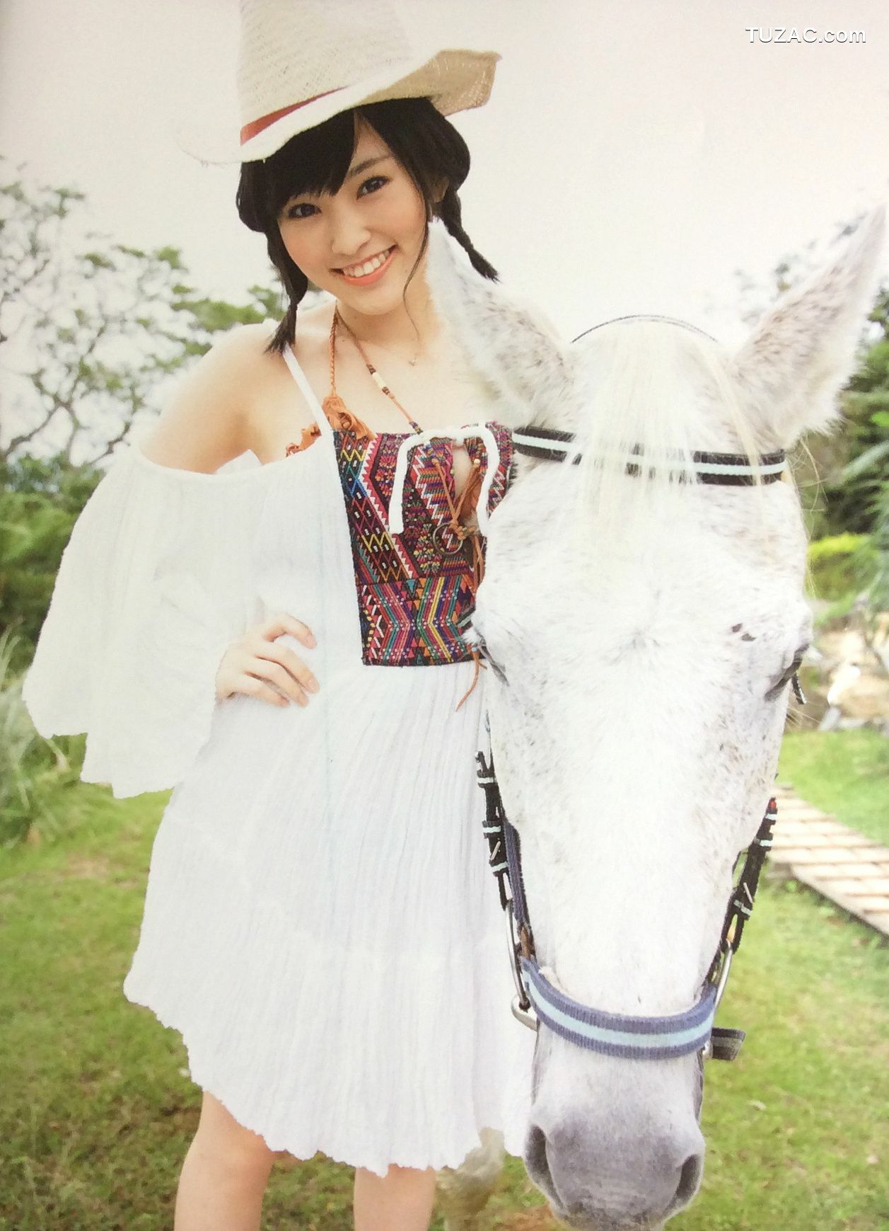 PB写真集_山本彩《SY》 Photo By LESLIE KEE [143P]