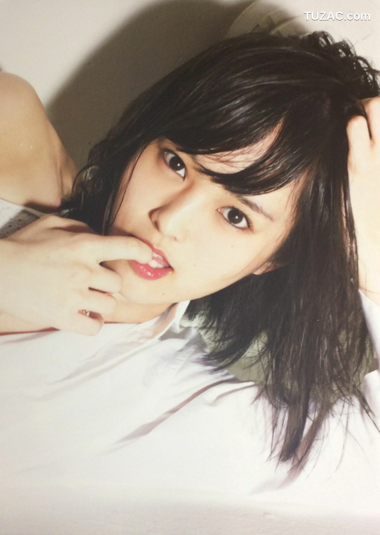 PB写真集_山本彩《SY》 Photo By LESLIE KEE [143P]