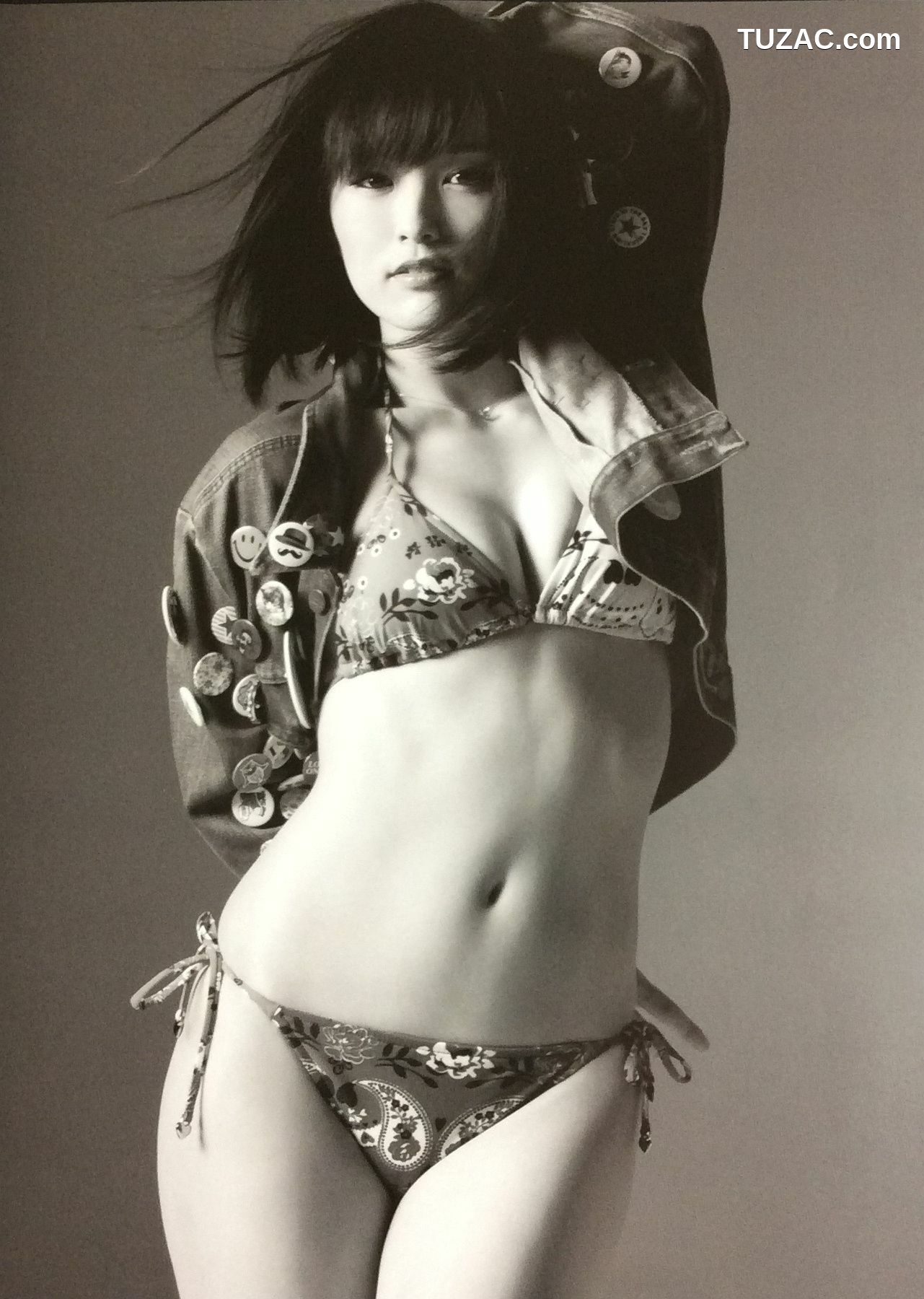 PB写真集_山本彩《SY》 Photo By LESLIE KEE [143P]
