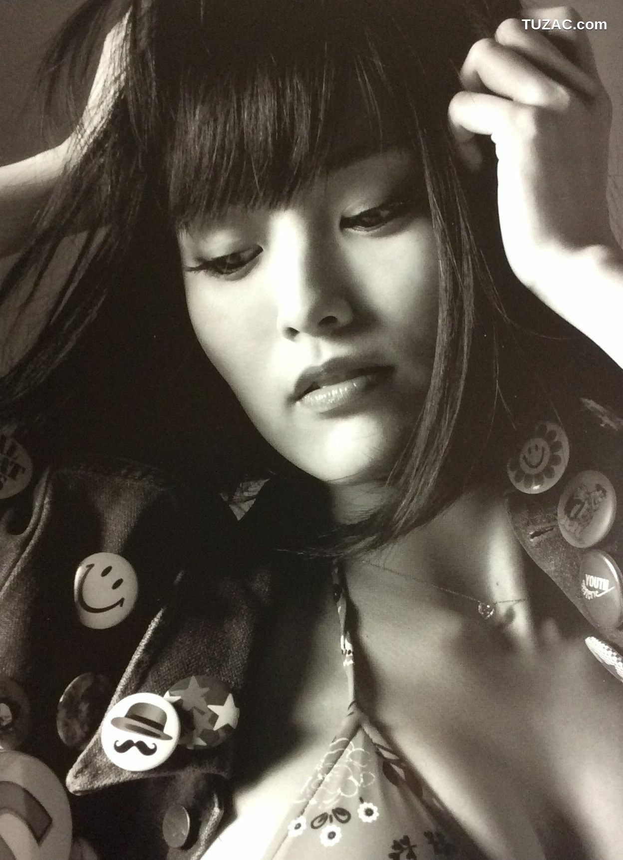 PB写真集_山本彩《SY》 Photo By LESLIE KEE [143P]