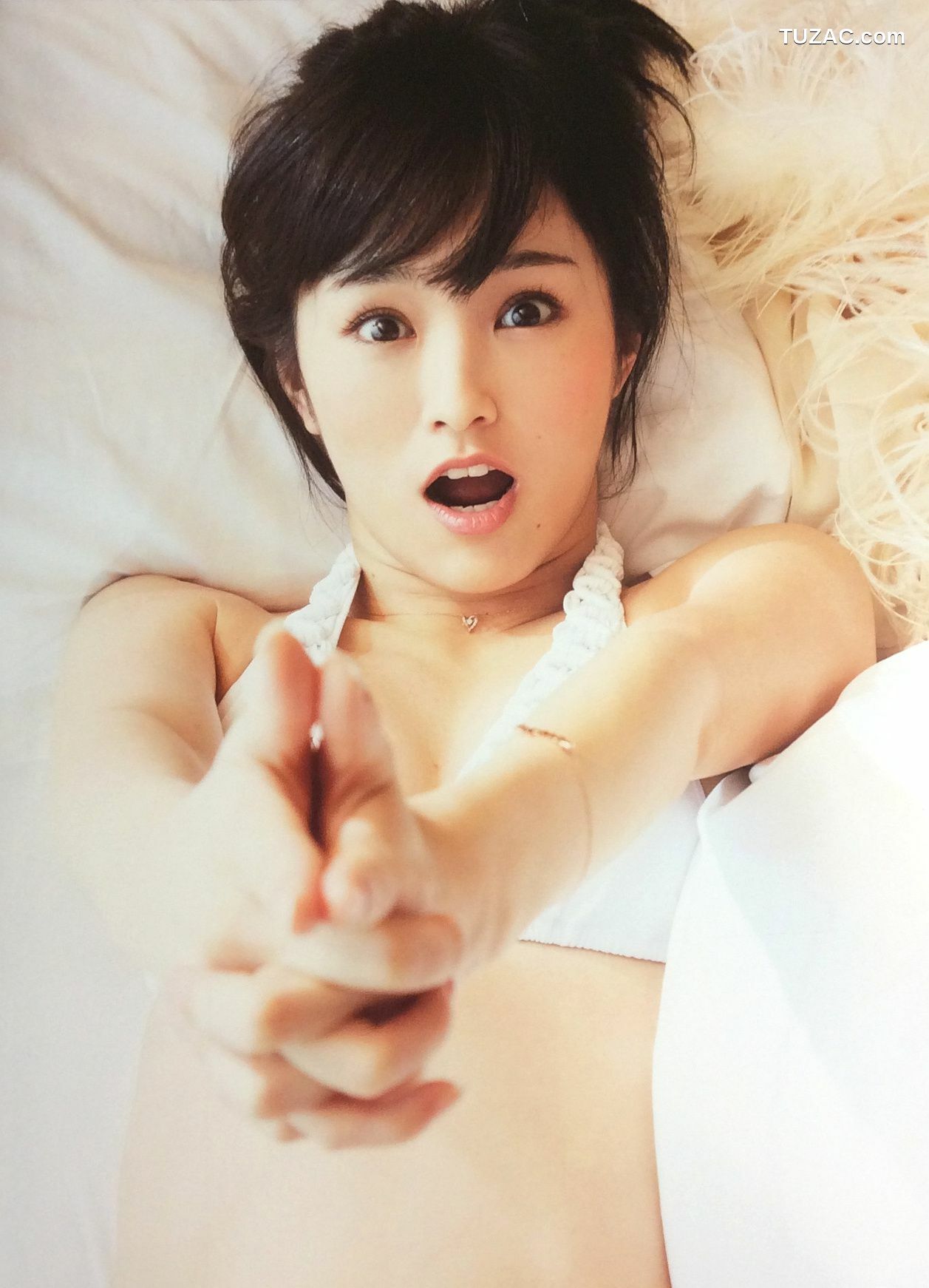 PB写真集_山本彩《SY》 Photo By LESLIE KEE [143P]