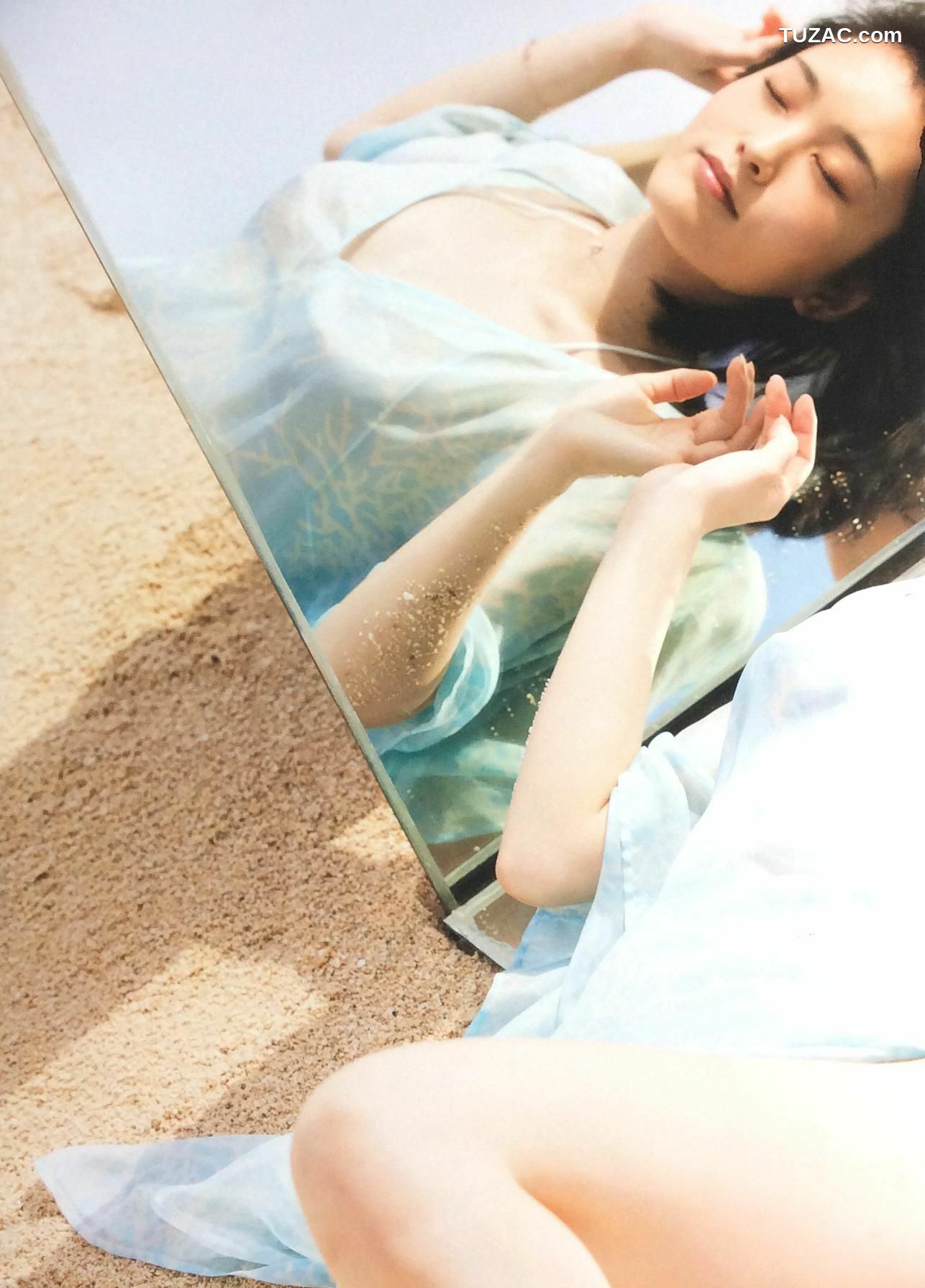 PB写真集_山本彩《SY》 Photo By LESLIE KEE [143P]