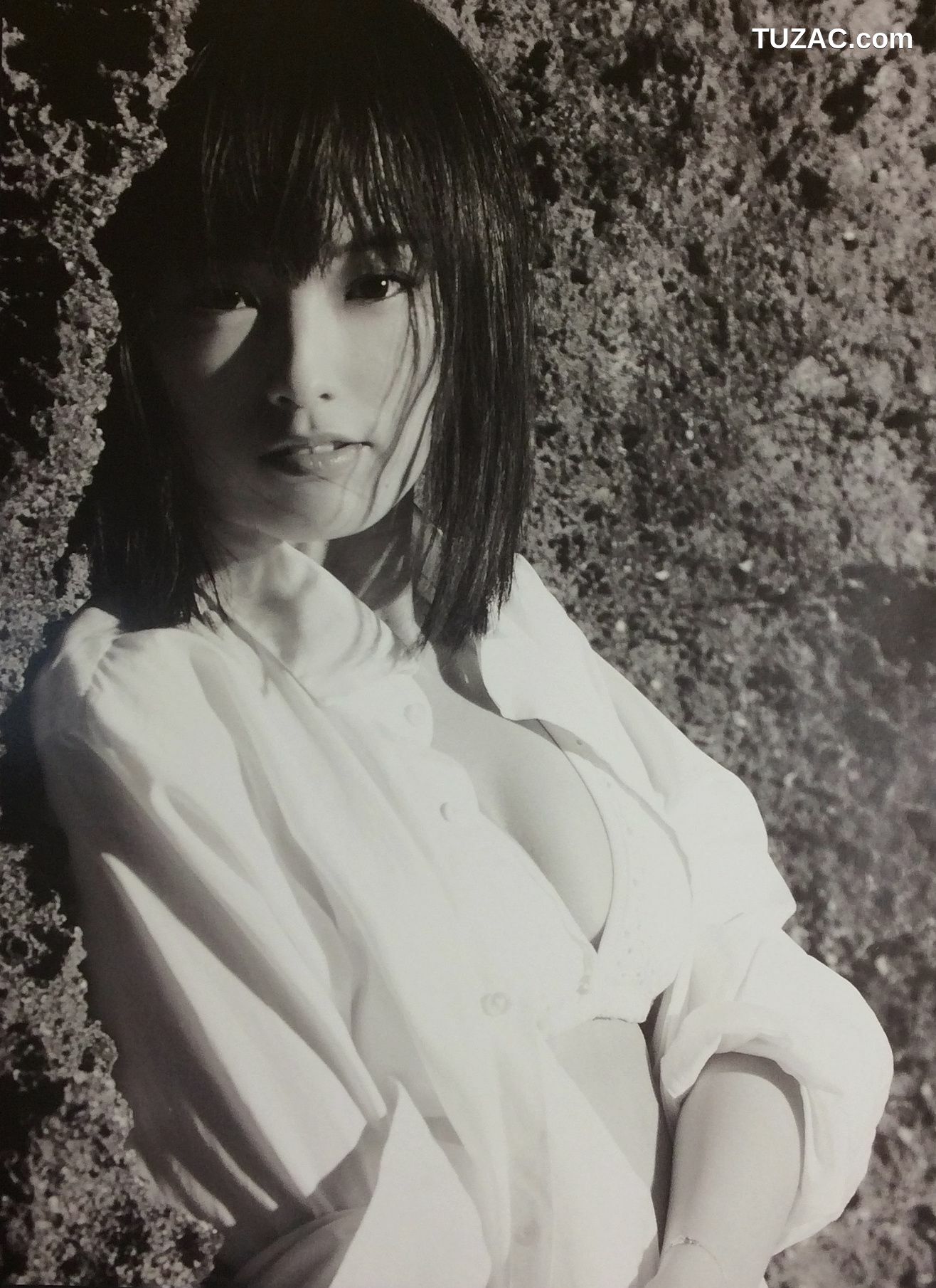 PB写真集_山本彩《SY》 Photo By LESLIE KEE [143P]