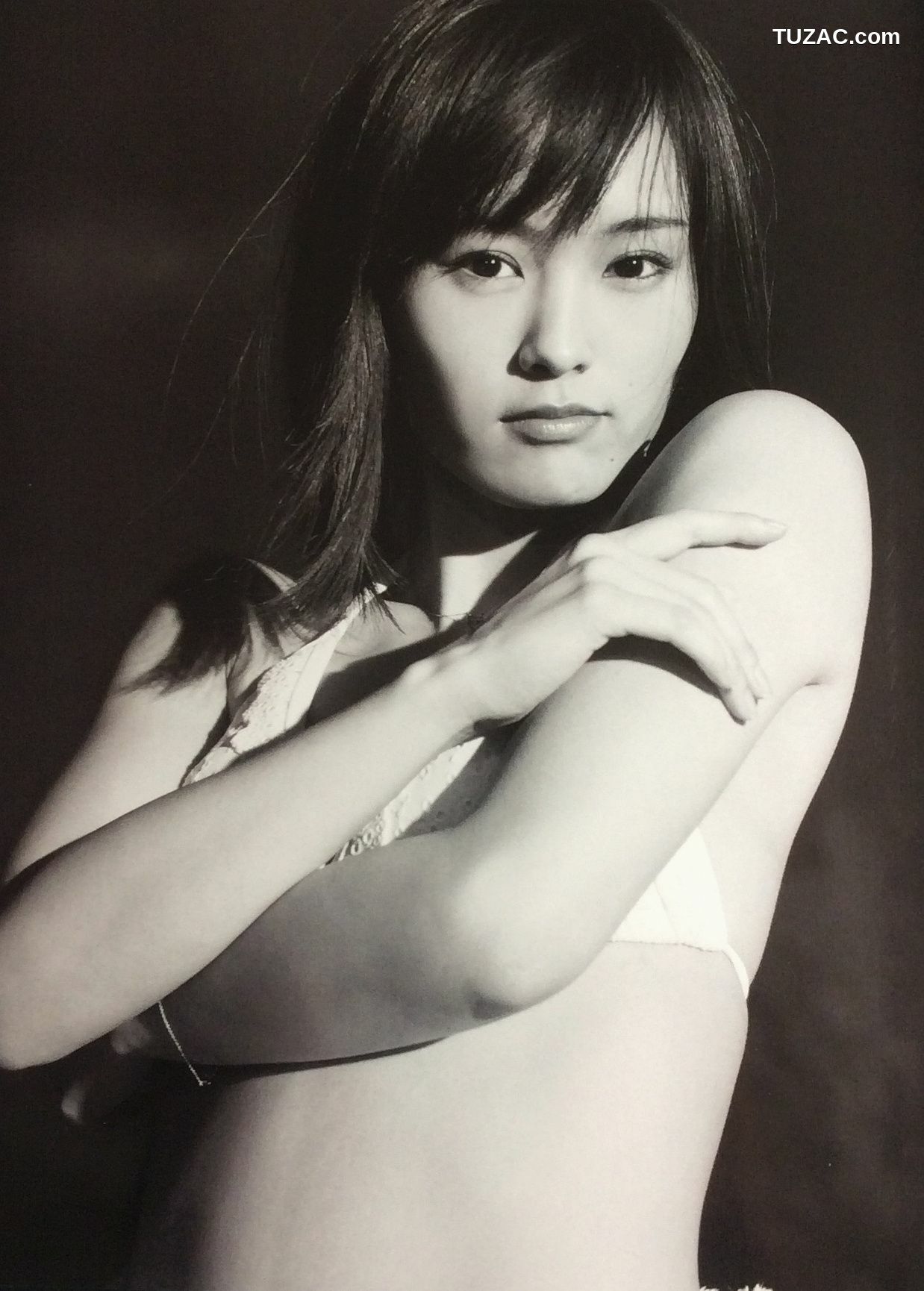 PB写真集_山本彩《SY》 Photo By LESLIE KEE [143P]