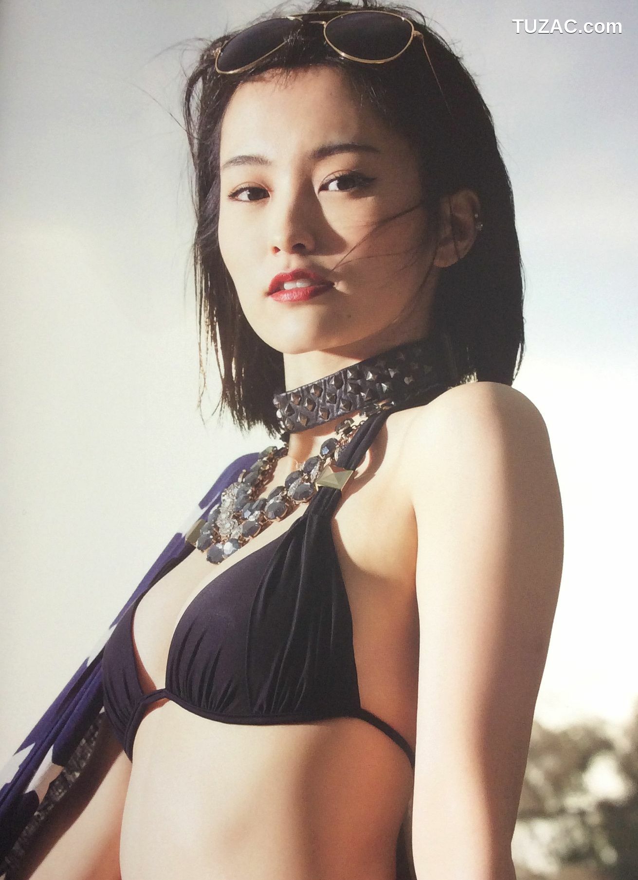 PB写真集_山本彩《SY》 Photo By LESLIE KEE [143P]