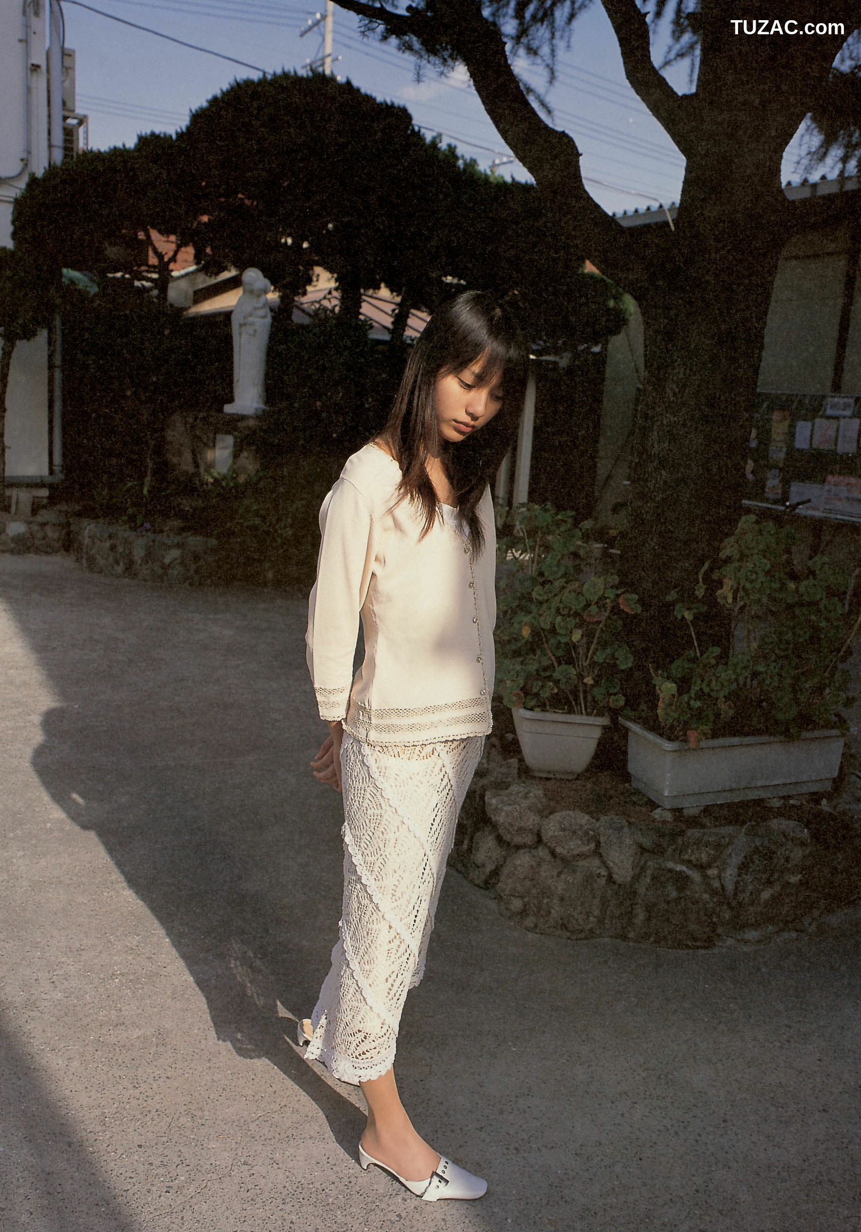 PB写真集_戸田恵梨香《SANWA MOOK 7 生まれた泉》 写真集[97P]