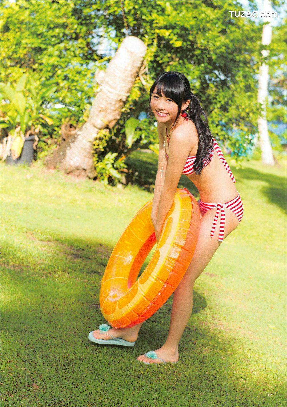 PB写真集_木﨑ゆりあ/木崎由里亚《Peace ぴーす》 [165P]