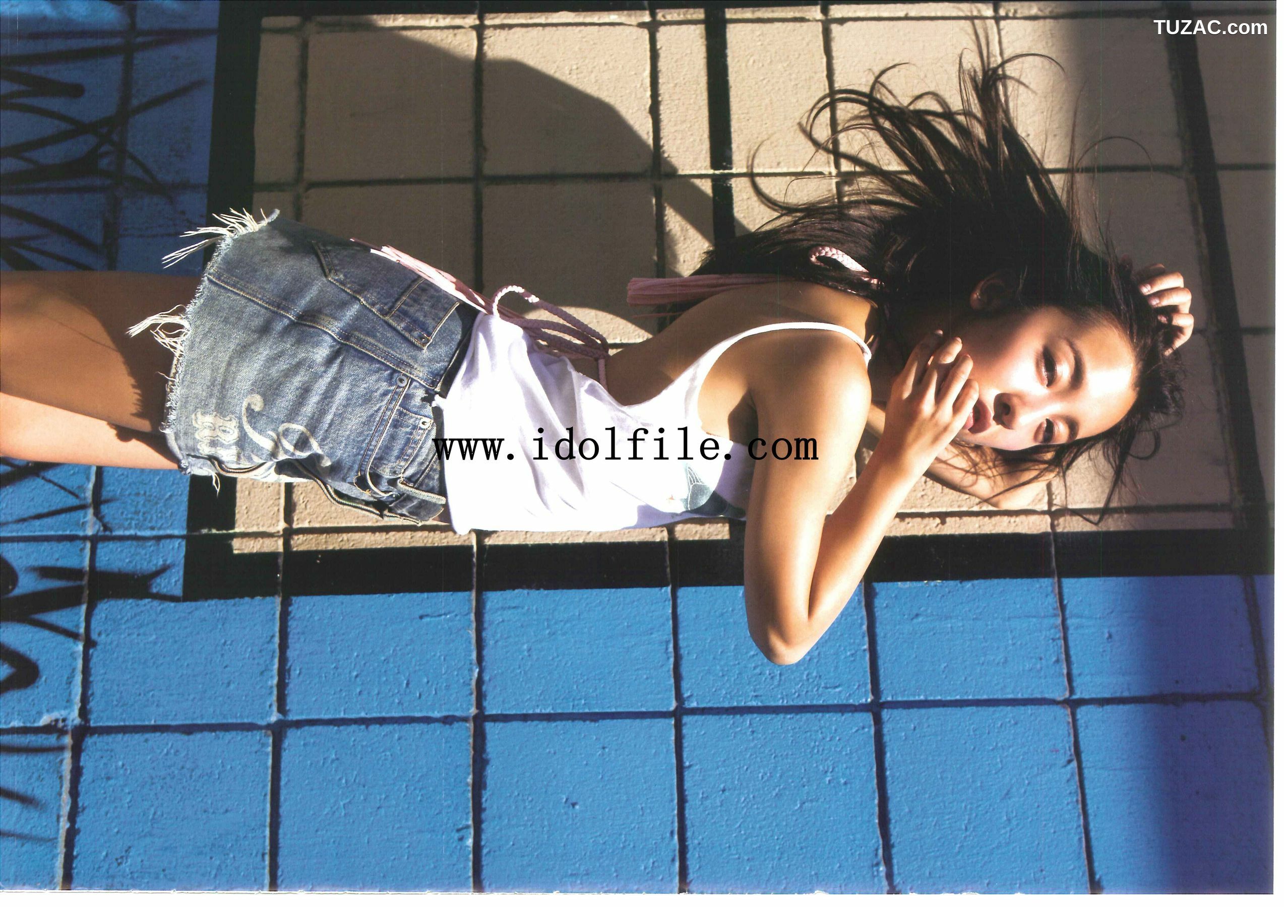 PB写真集_板野友美《release》 写真集[164P]