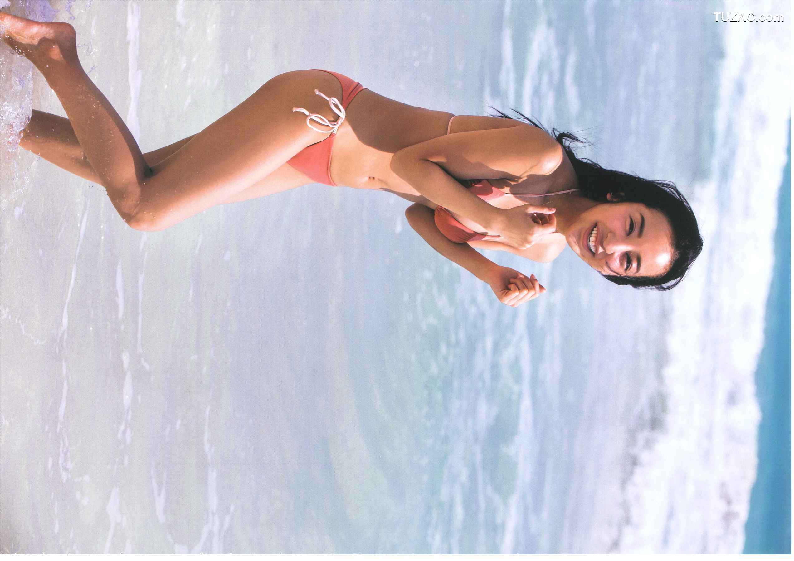 PB写真集_板野友美《release》 写真集[164P]