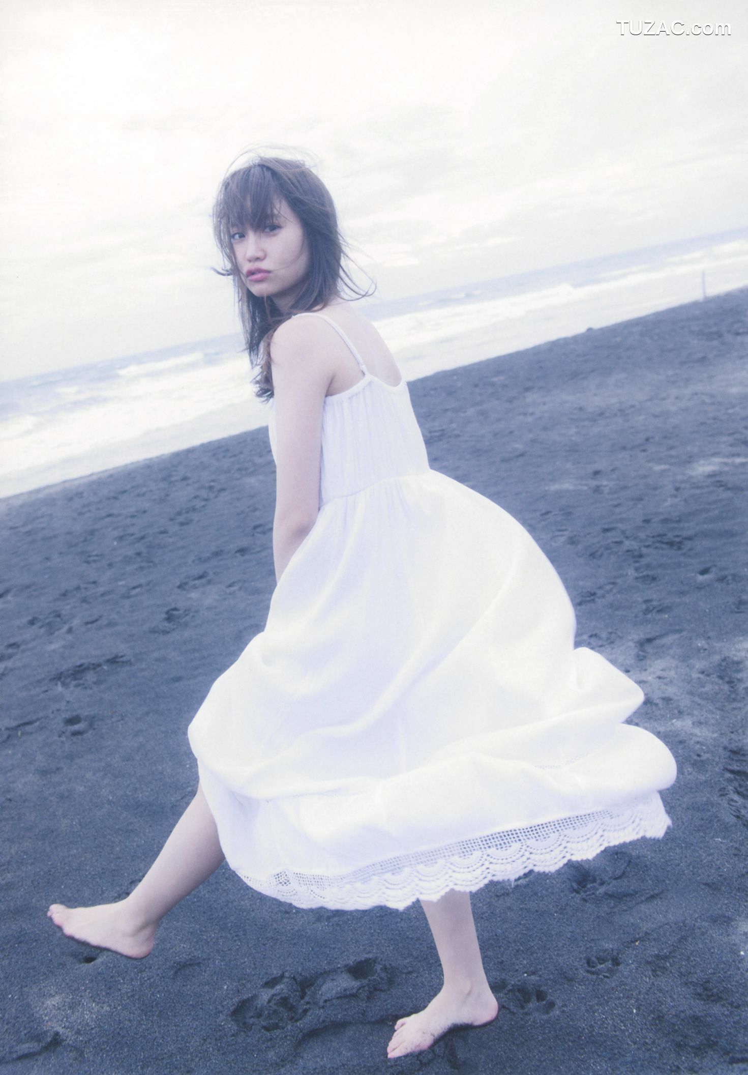 PB写真集_永尾まりや 《美しい細胞》 Utsukushii Saibo [120P]