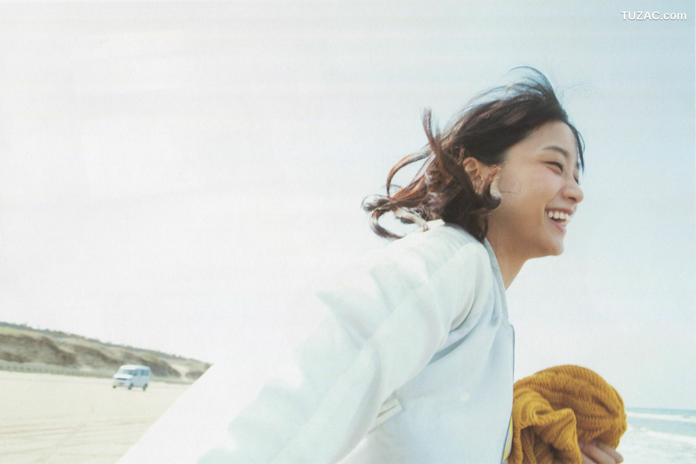 PB写真集_深川麻衣《ずっと、そばにいたい》 [124P]