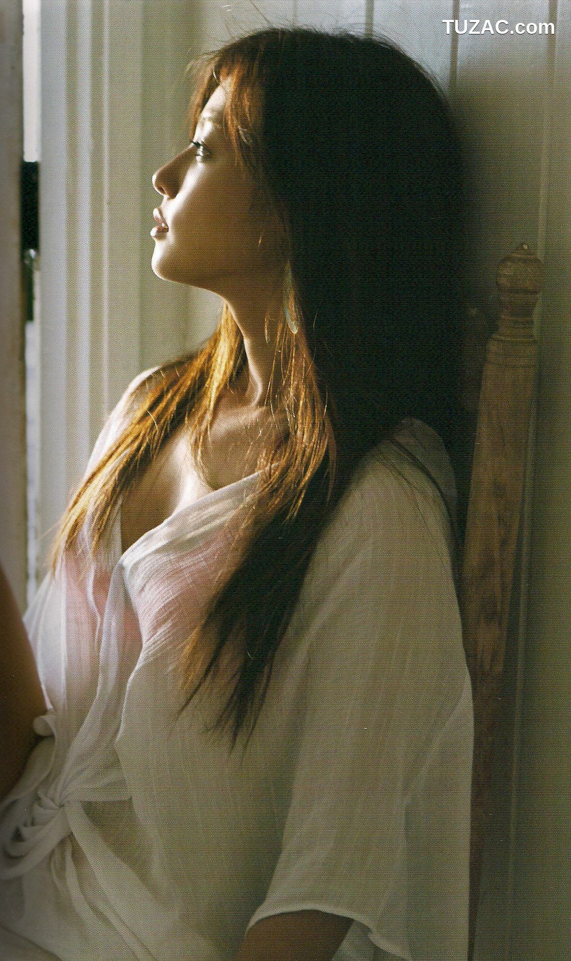 PB写真集_深田恭子 《Down to earth》 [129P]