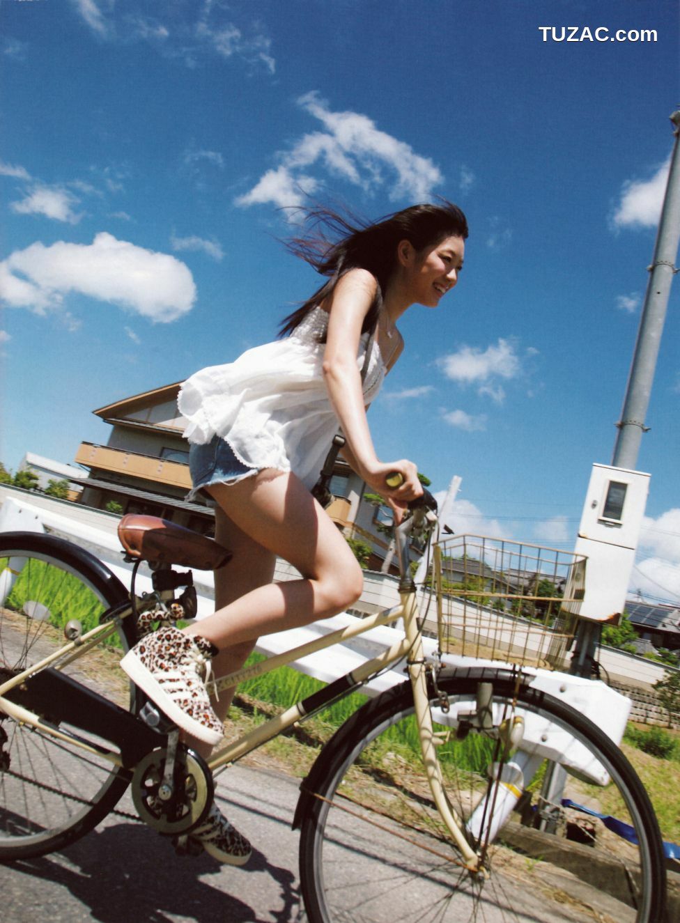 PB写真集_渡辺美优纪《みる神》 写真集[152P]