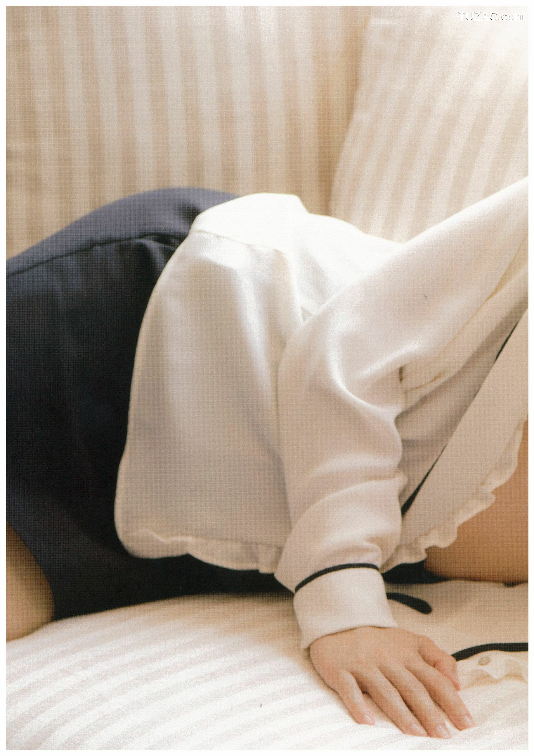 PB写真集_渡辺麻友 《知らないうちに》 [113P]