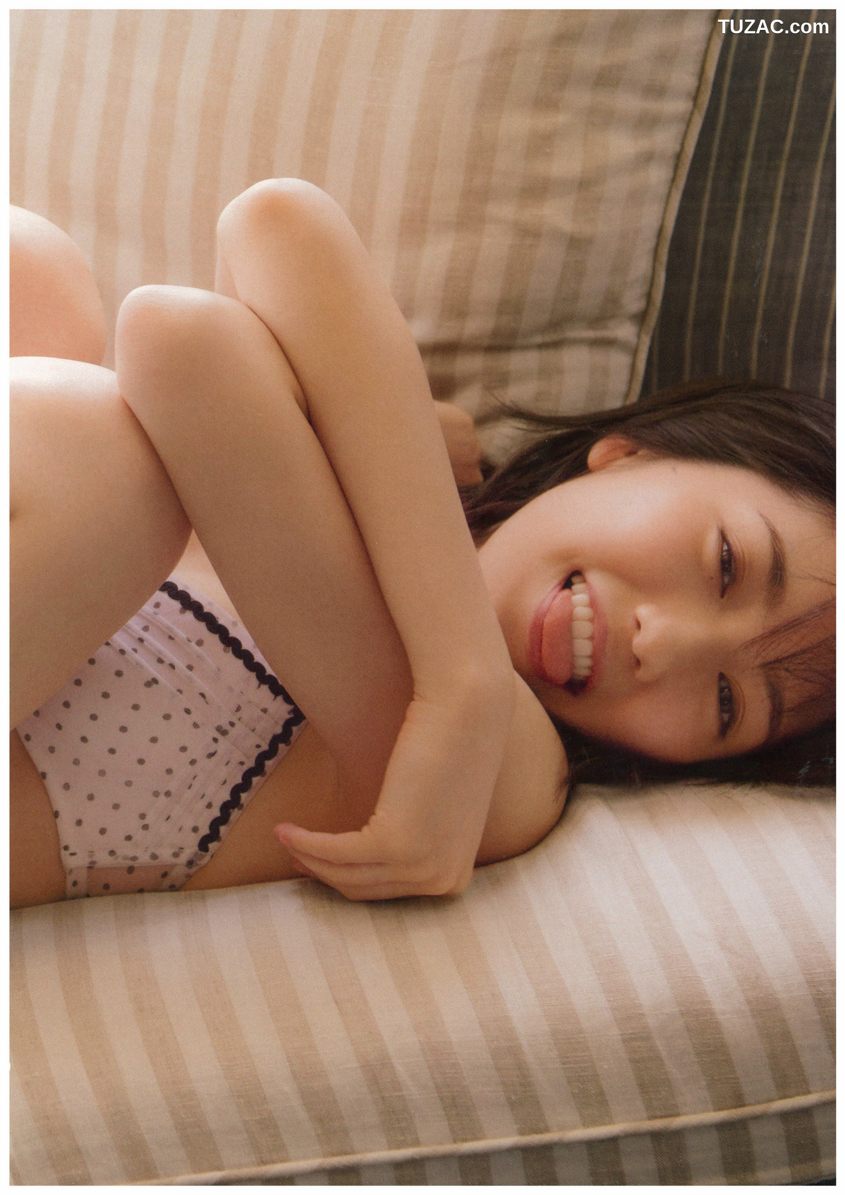 PB写真集_渡辺麻友『知らないうちに』 写真集[113P]