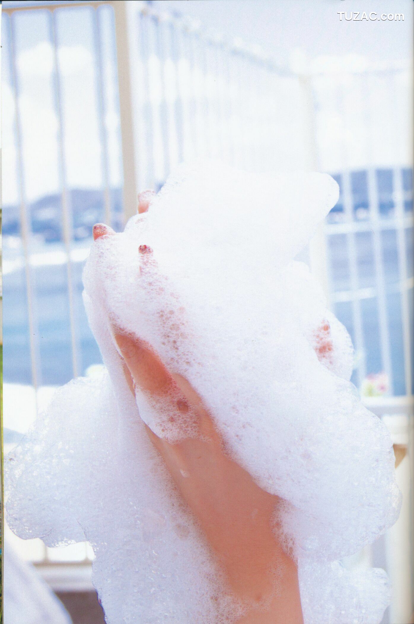 PB写真集_田中れいな/田中丽奈《きら きら Kira Kira》 [102P]