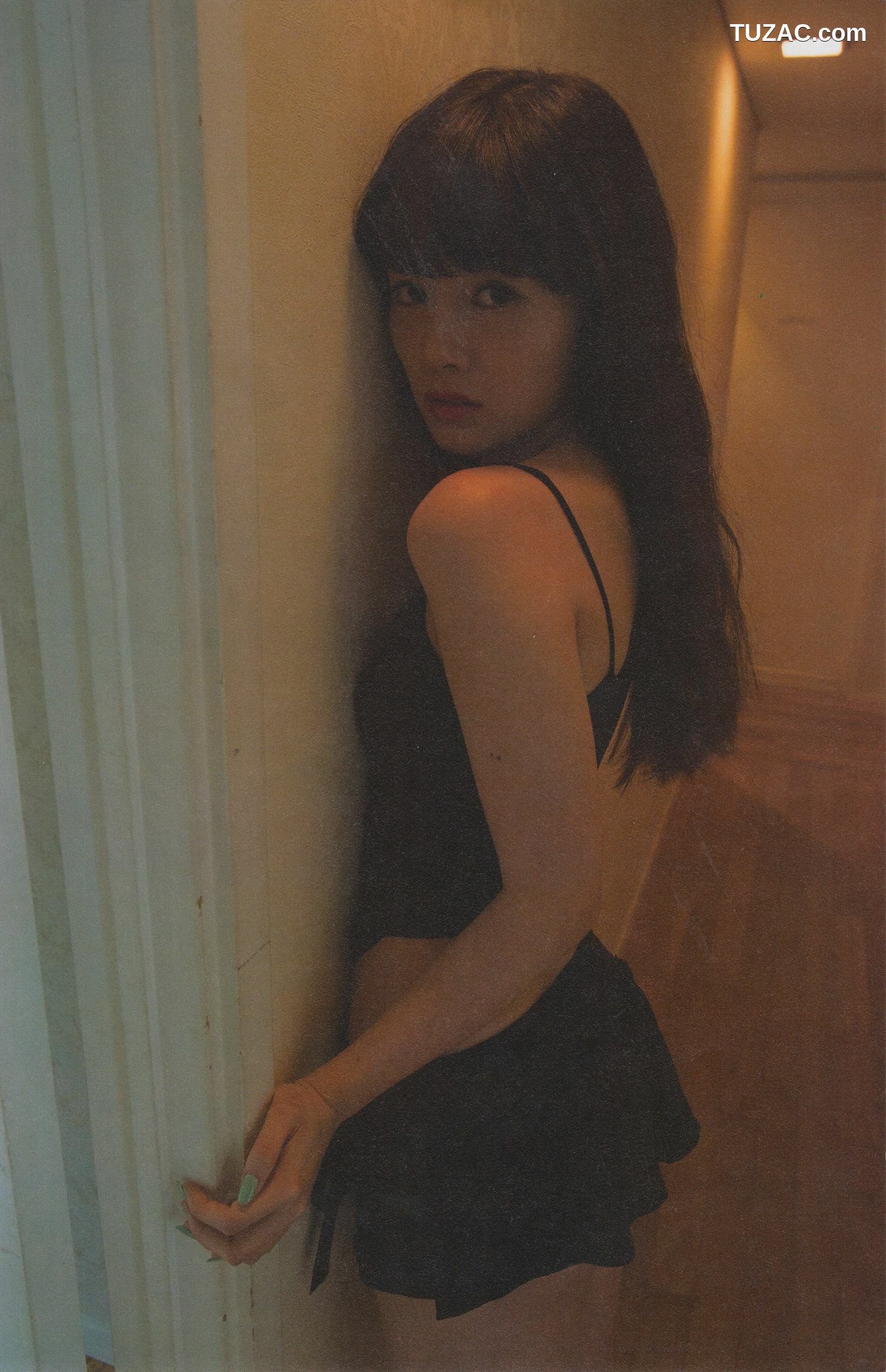 PB写真集_白石麻衣《清純な大人｣》 写真集[94P]