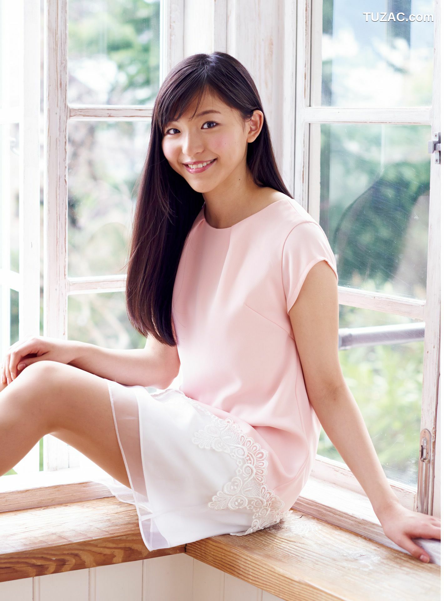 PB写真集_皆藤愛子/小林麻耶/岡副麻希/美馬怜子《原色美人キャスター大図鑑2015》 [100P]