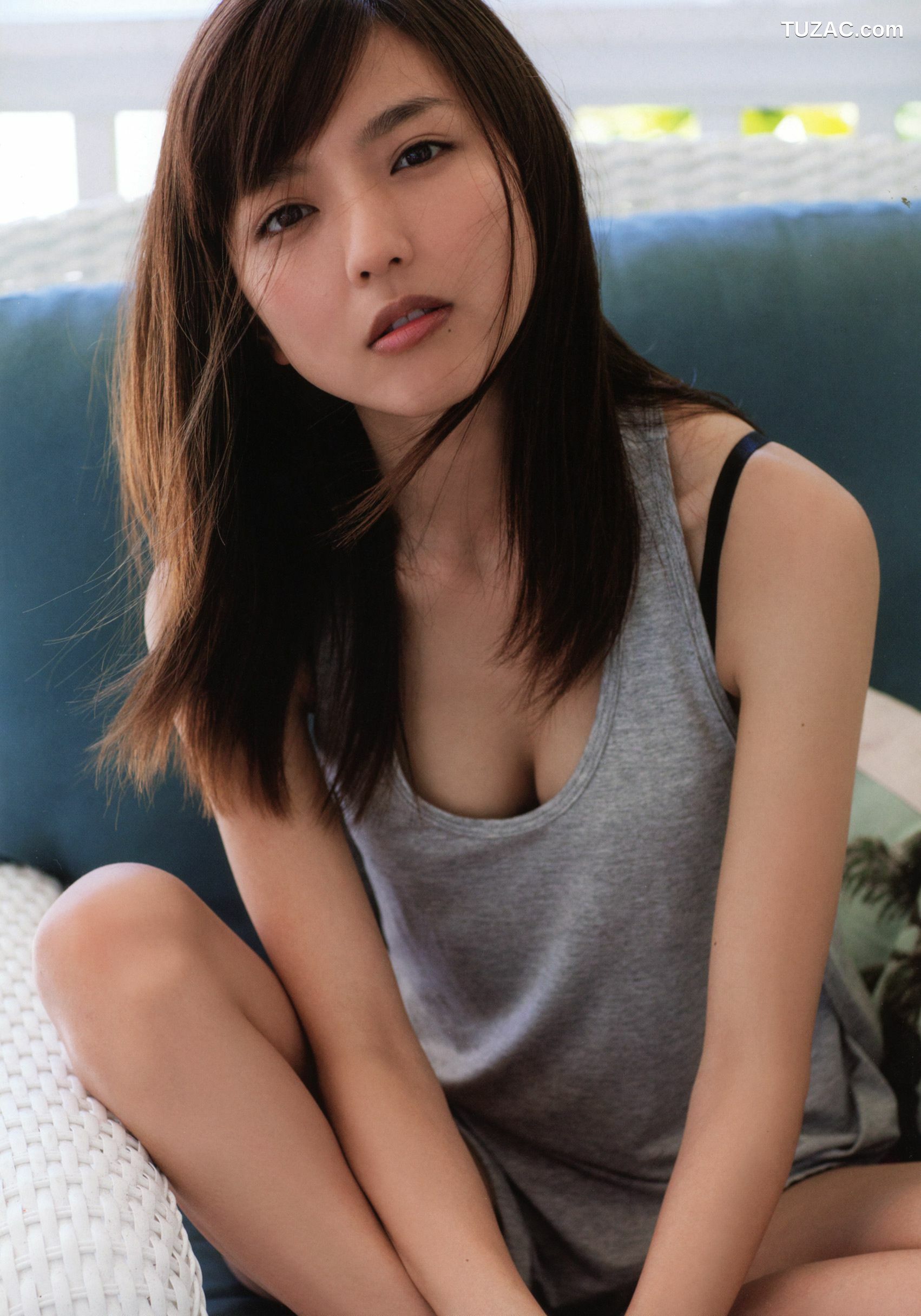 PB写真集_真野恵里菜《Escalation》 写真集[113P]