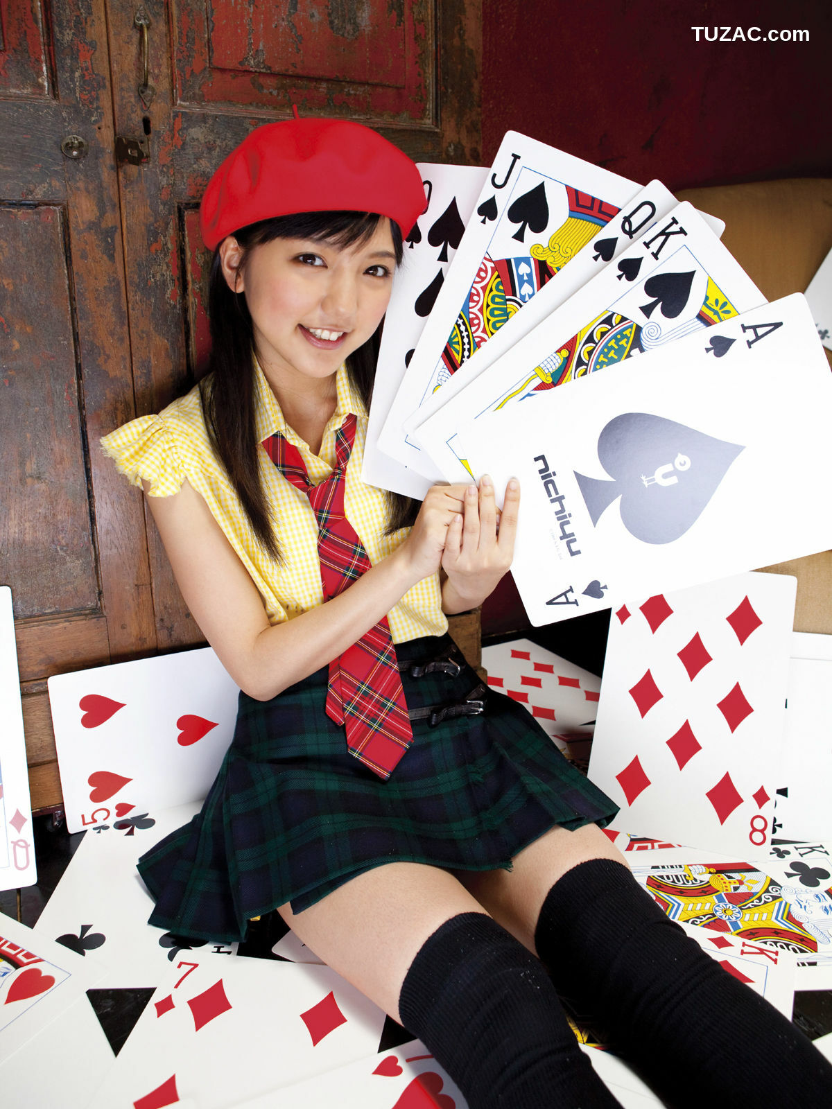 Sabra_真野恵里菜 《Autumn Breeze》 strictly girls 写真集[40P]