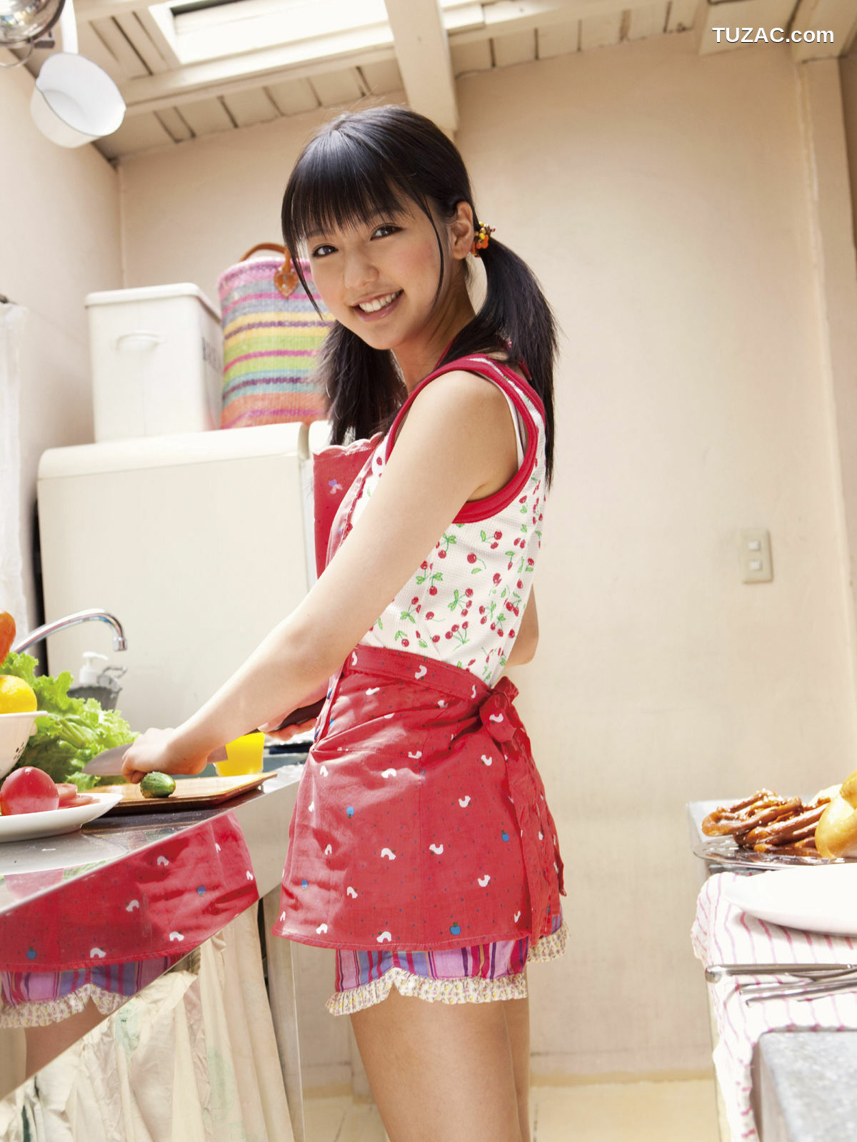 Sabra_真野恵里菜 《Autumn Breeze》 strictly girls 写真集[40P]