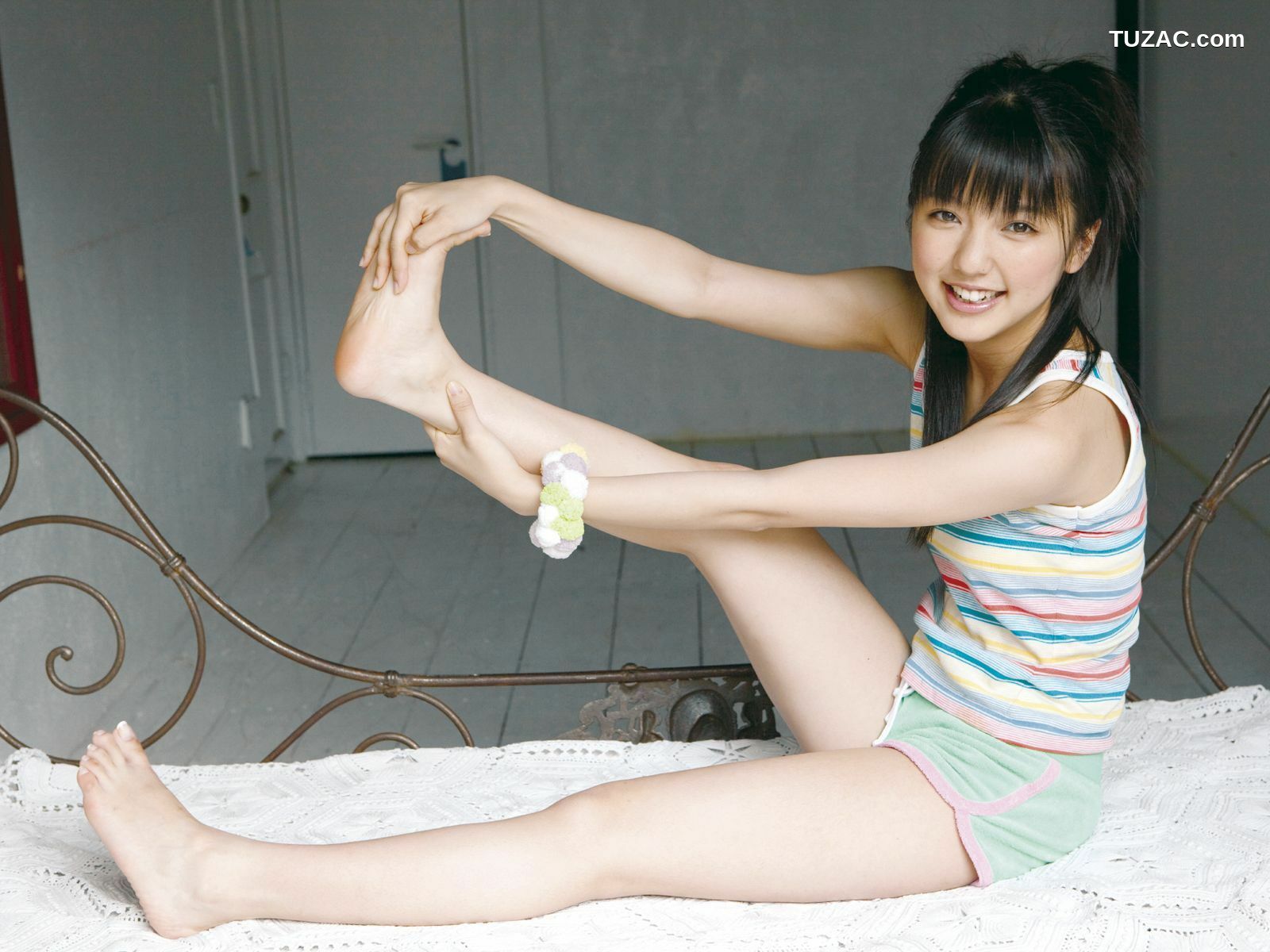 Sabra_真野絵里菜 《SUMMER GREETING》 写真集 [40P]