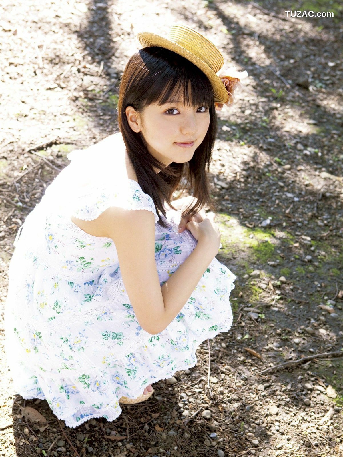 Sabra_真野絵里菜 《SUMMER GREETING》 写真集 [40P]