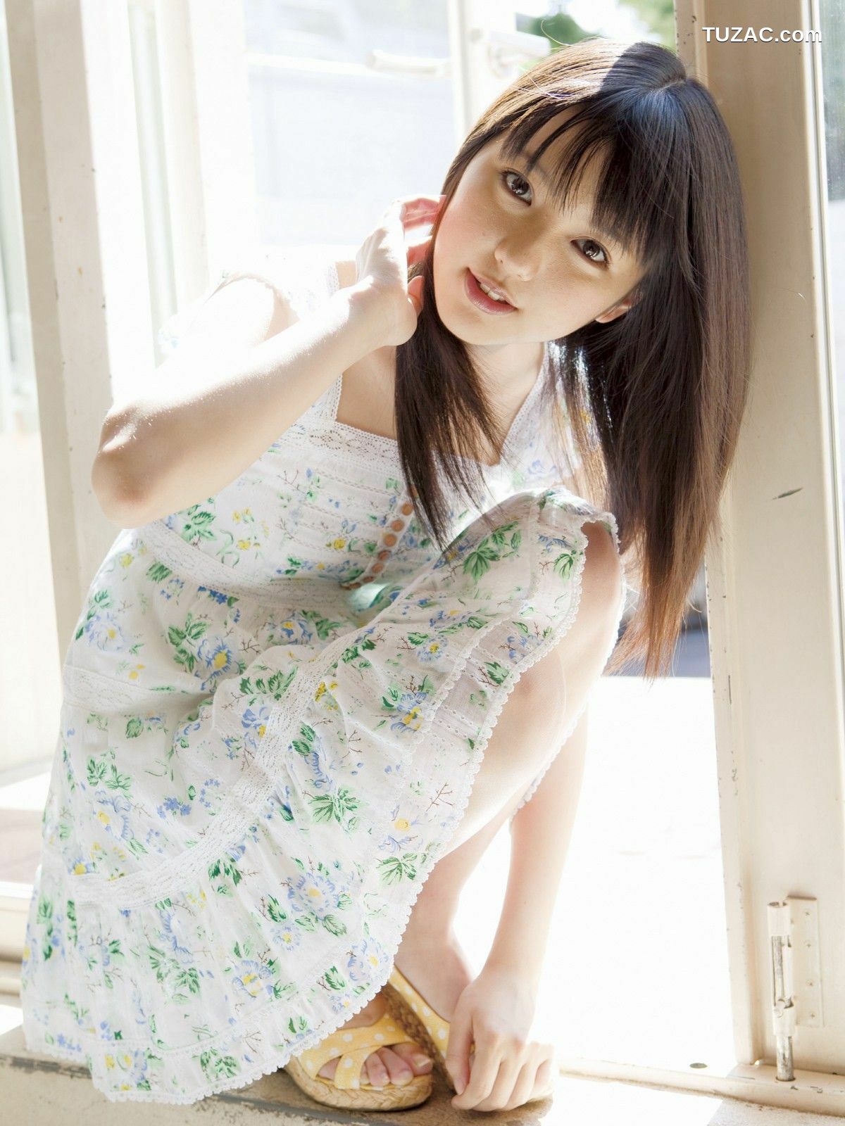 Sabra_真野絵里菜 《SUMMER GREETING》 写真集 [40P]