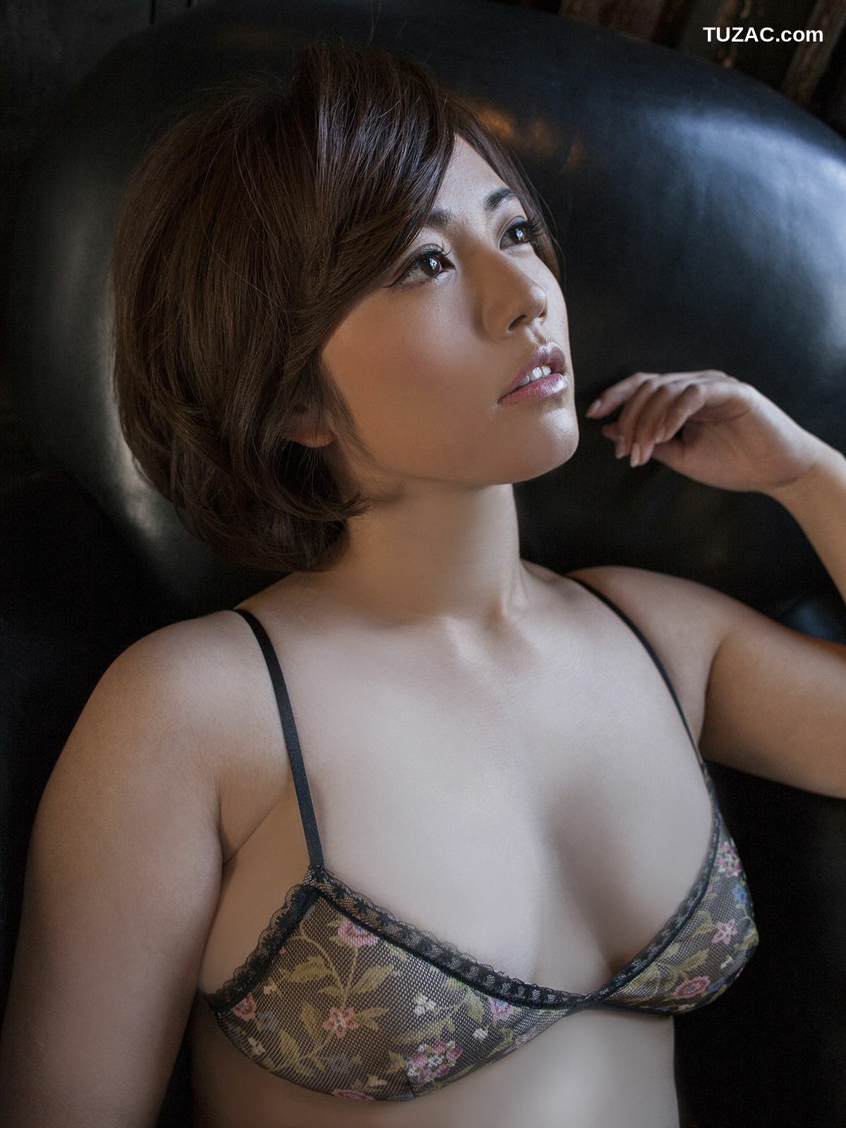 Sabra_磯山さやか 《ISO-LADY》 写真集 Cover Girl [100P]