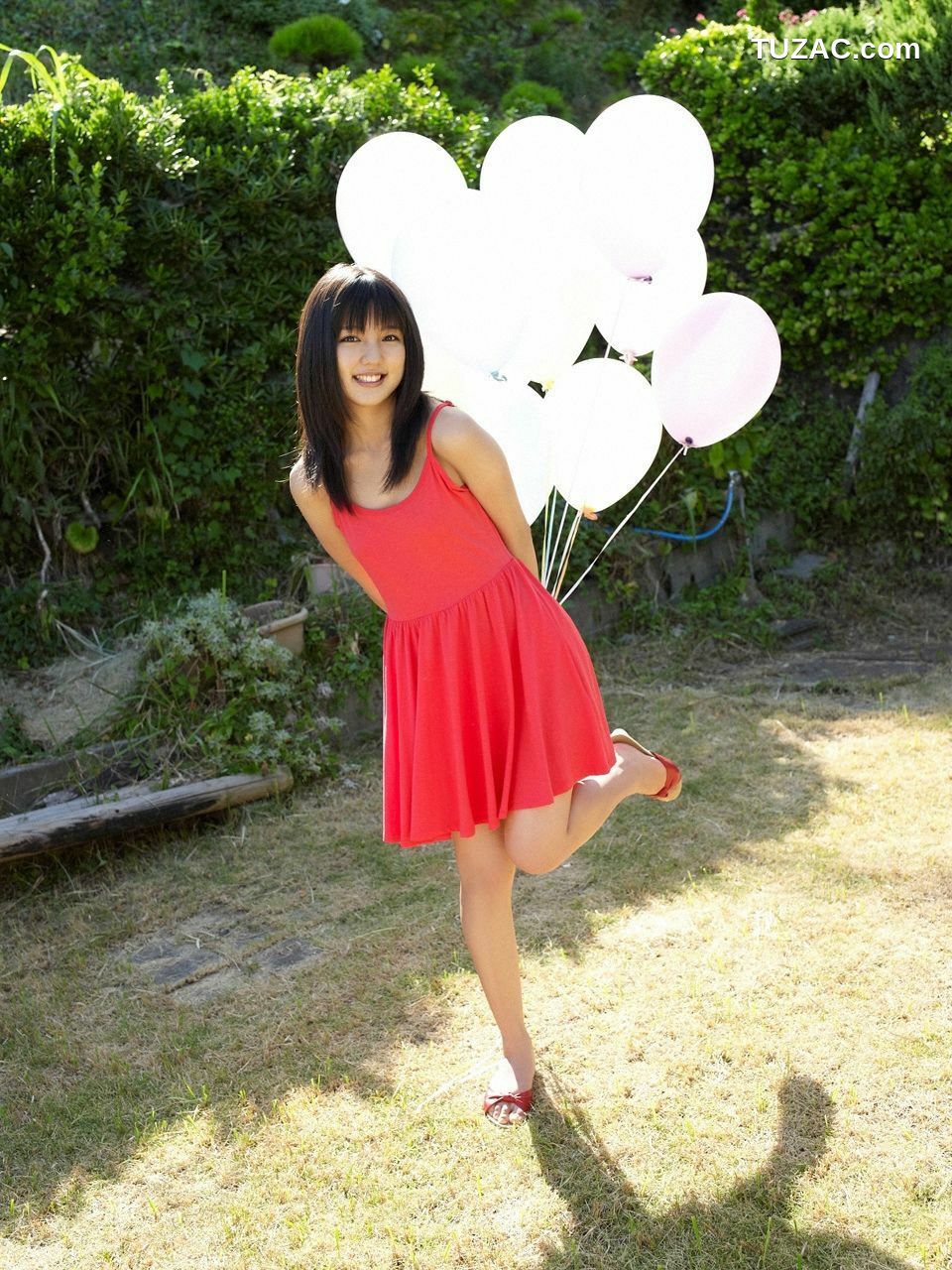 VYJ_真野恵里菜 2010 Special Version No.105 写真集[41P]