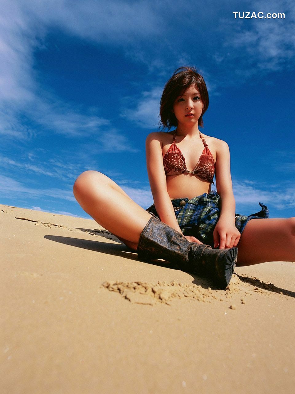 VYJ_長崎莉奈《LIGHT IN THE NATURE》 写真集[96P]