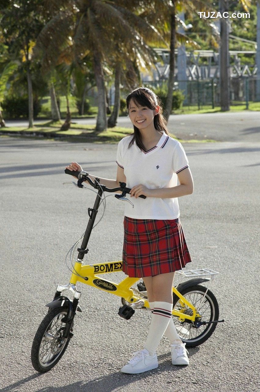 WPB写真_小池里奈『18歳の彼女』 No.141 写真集[105P]