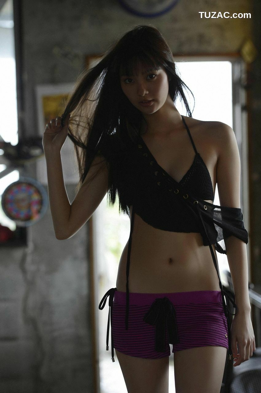 WPB写真_新川優愛《美しすぎる彼女に一目惚れ》 No.157 写真集[120P]