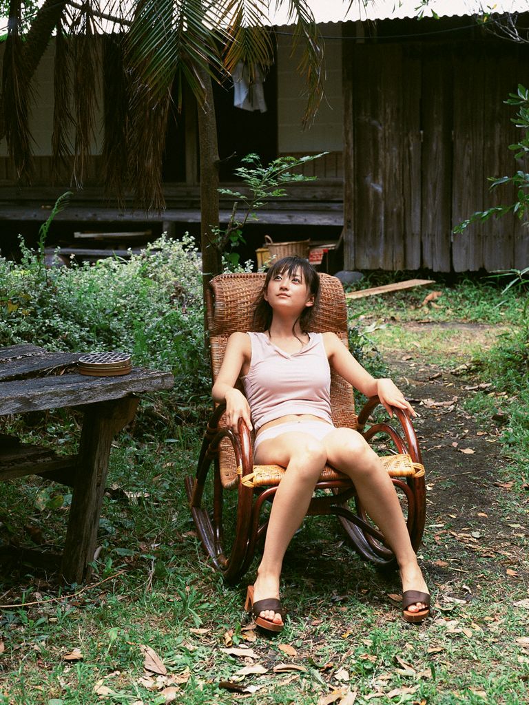 Wanibooks_ NO.10 Ayaka Komatsu 小松彩夏 写真集[200P]